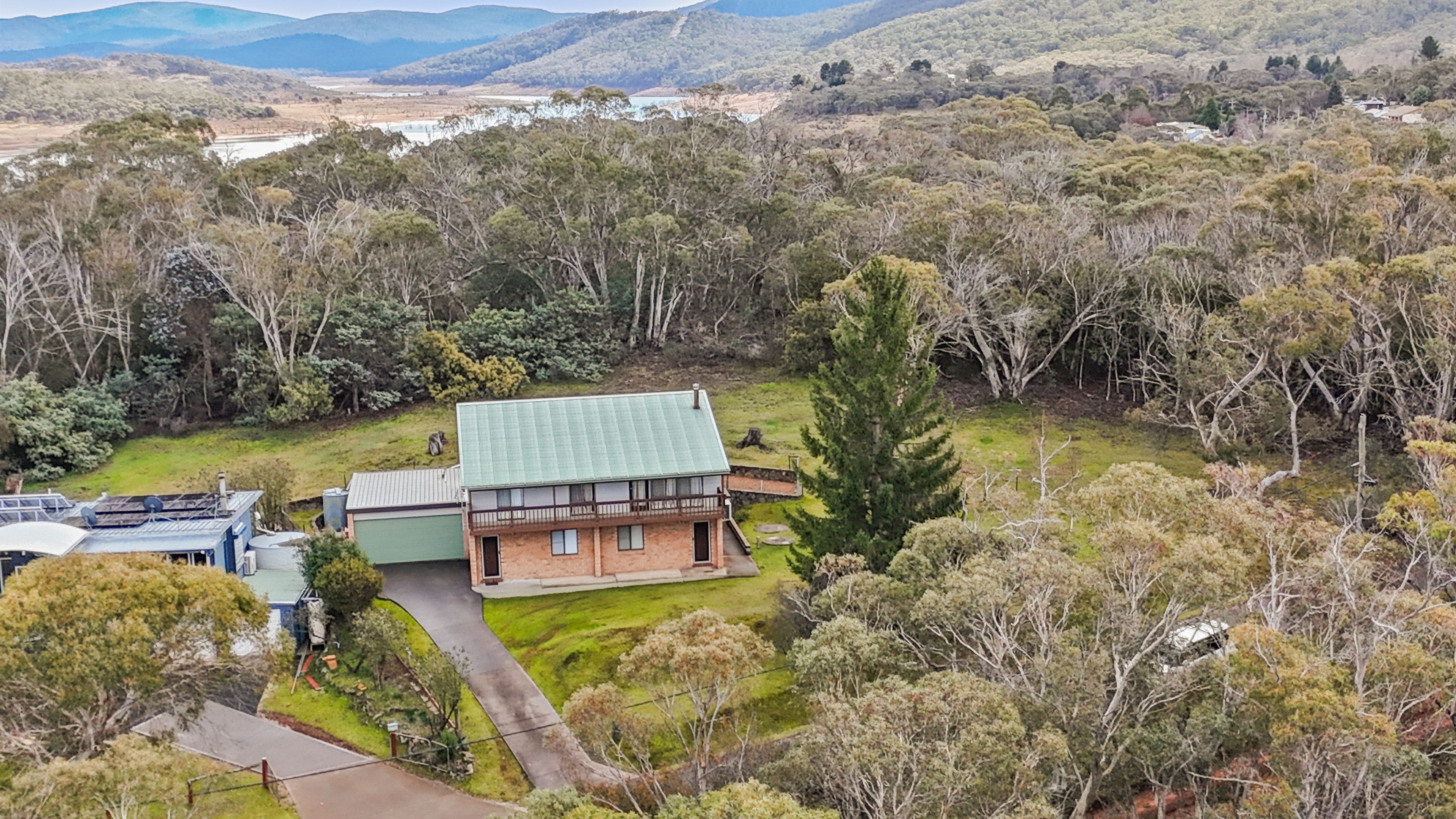 49 Headland Road — photo 3 of 23