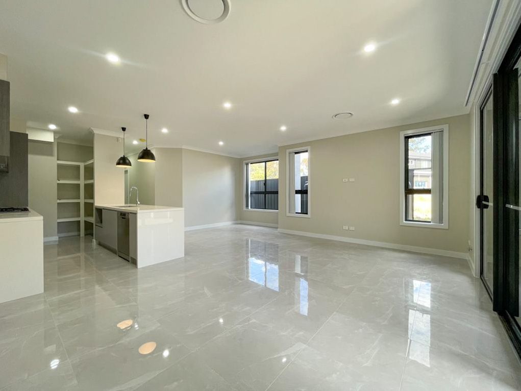 20A Fieldhouse Circuit, Campbelltown, NSW 2560