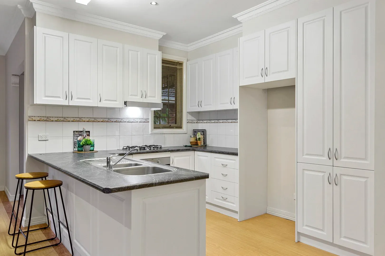 2/44 Faraday Street — photo 6 of 12