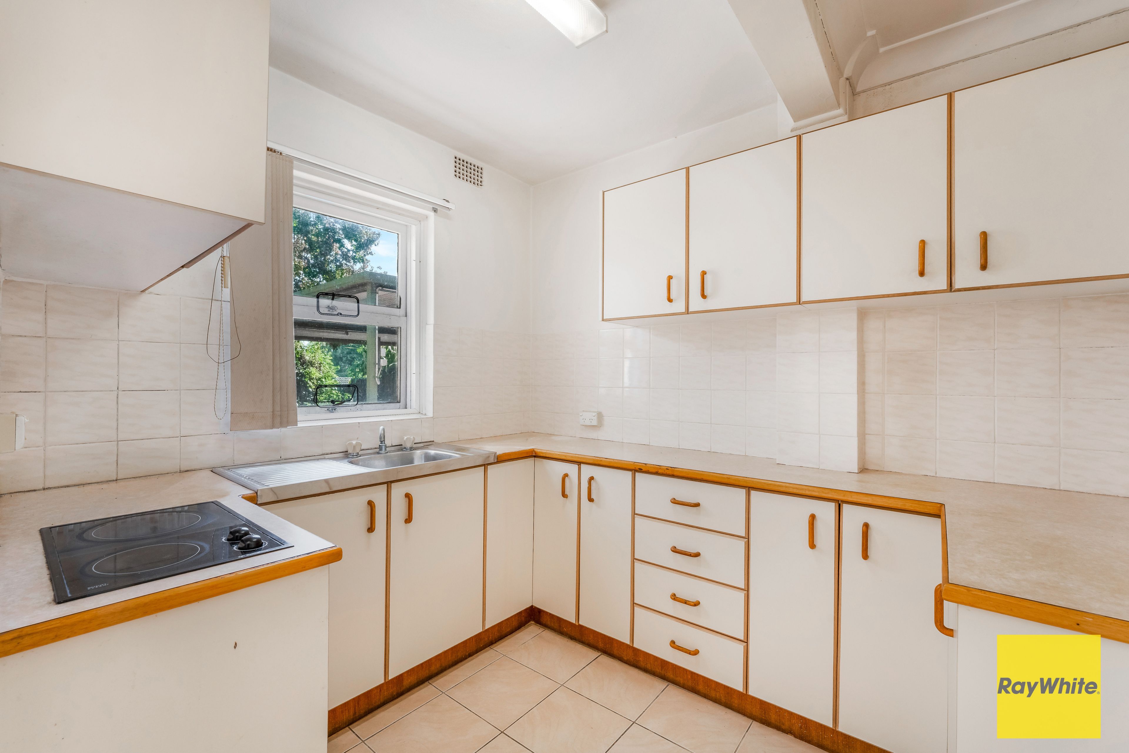 29 Smiths Avenue — photo 18 of 27