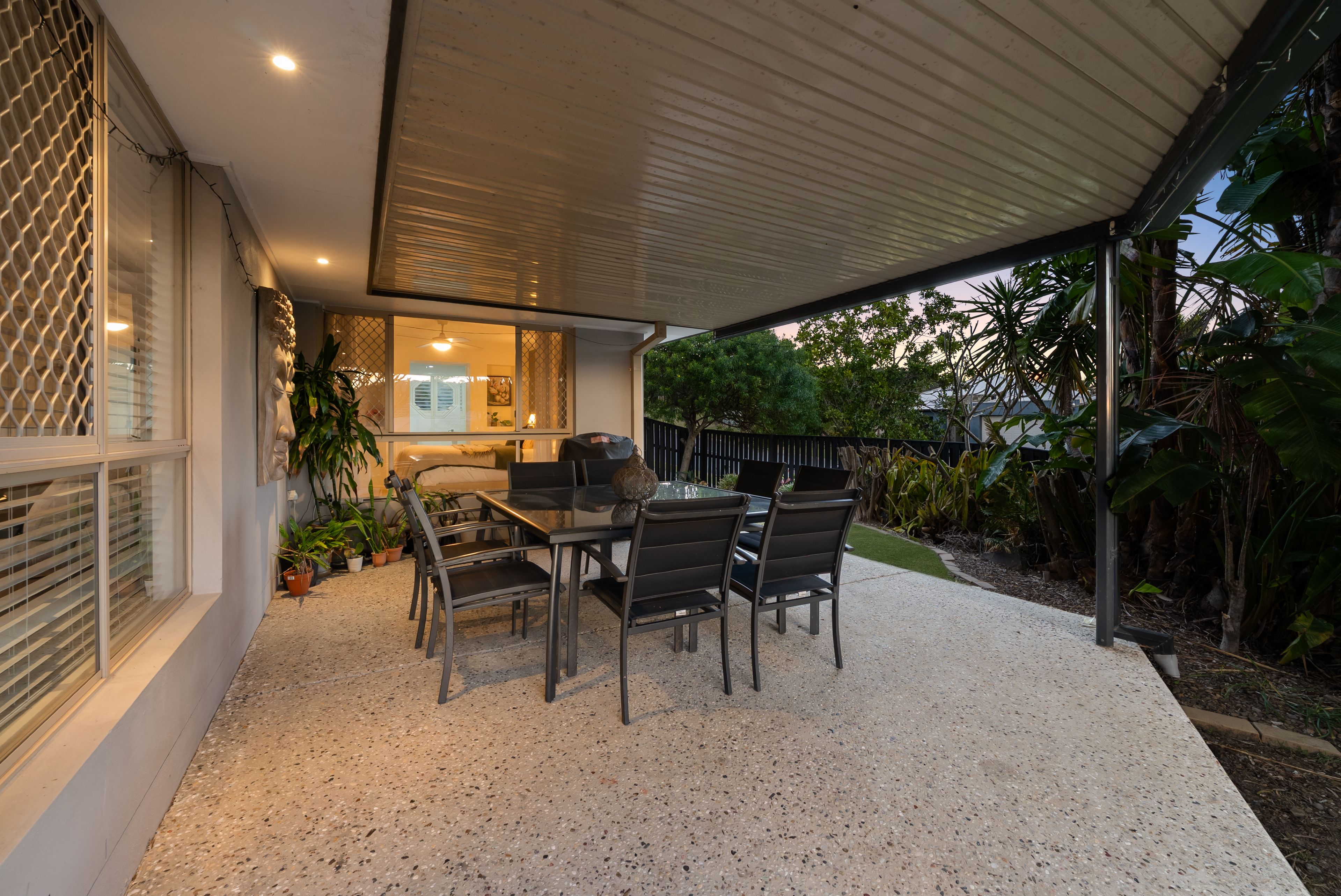 17 Tuggeranong Avenue — photo 16 of 27