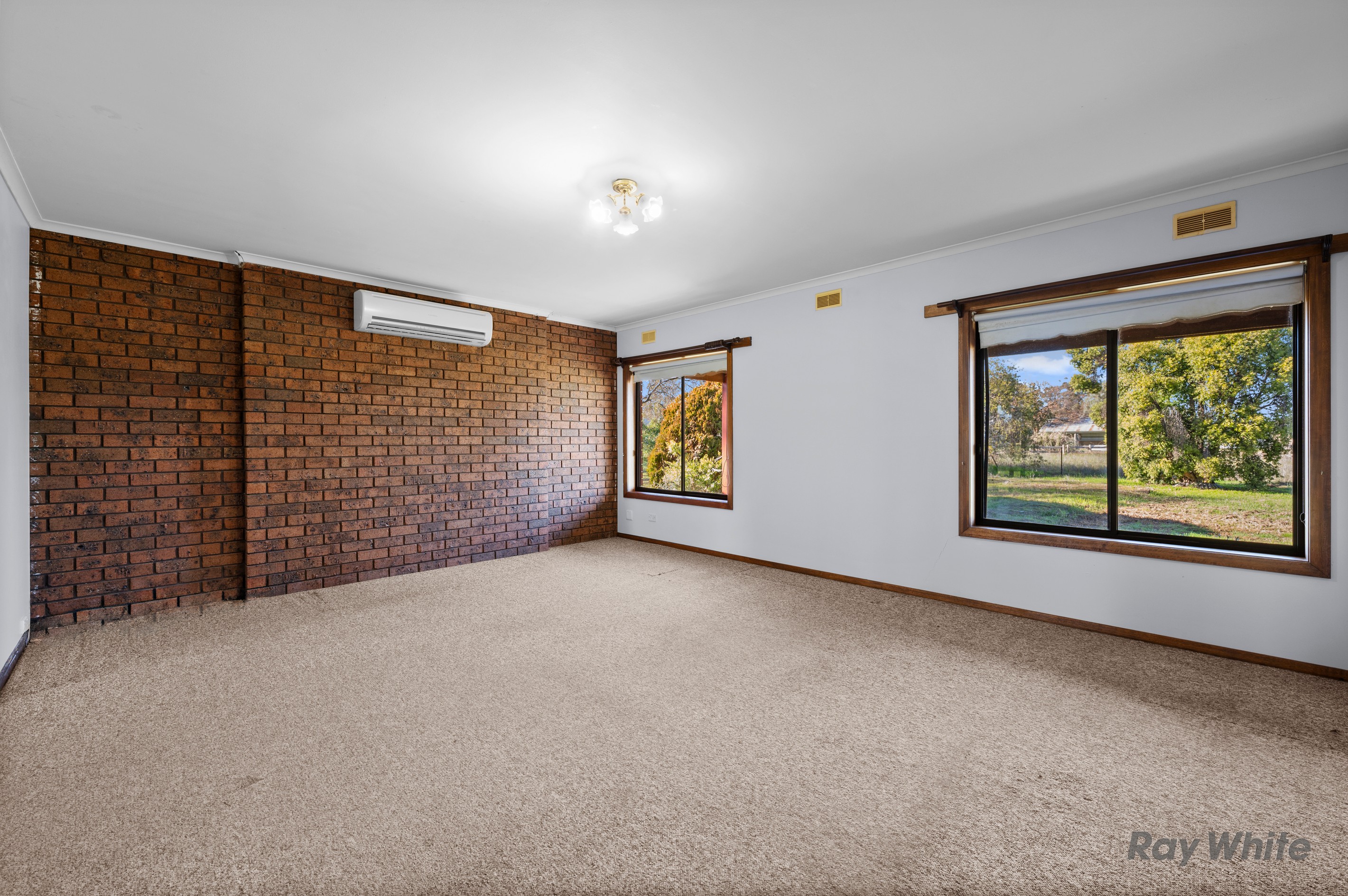 4 Park Street, Goorambat, VIC 3725