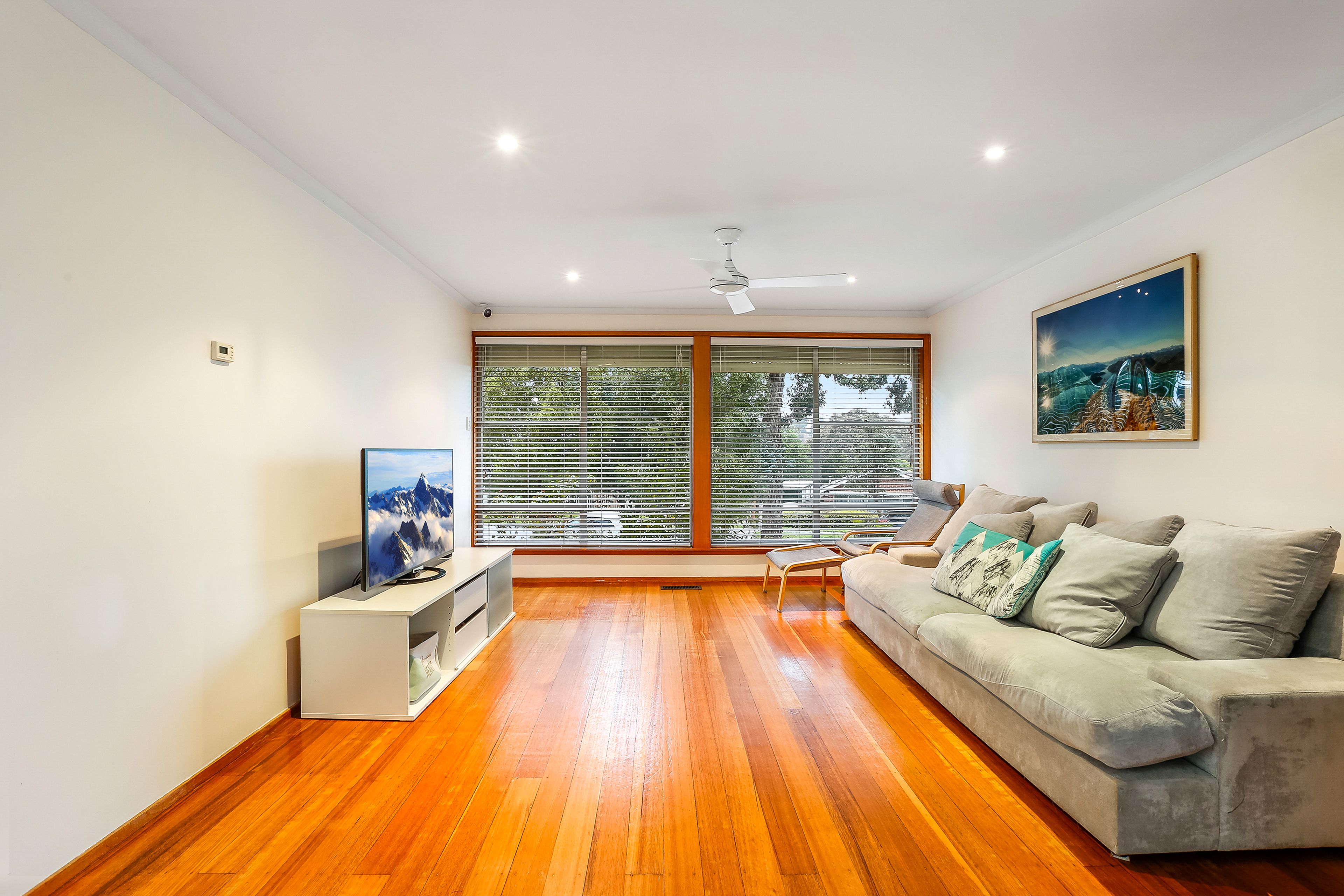 12 Lorraine Crescent, Jacana, VIC 3047