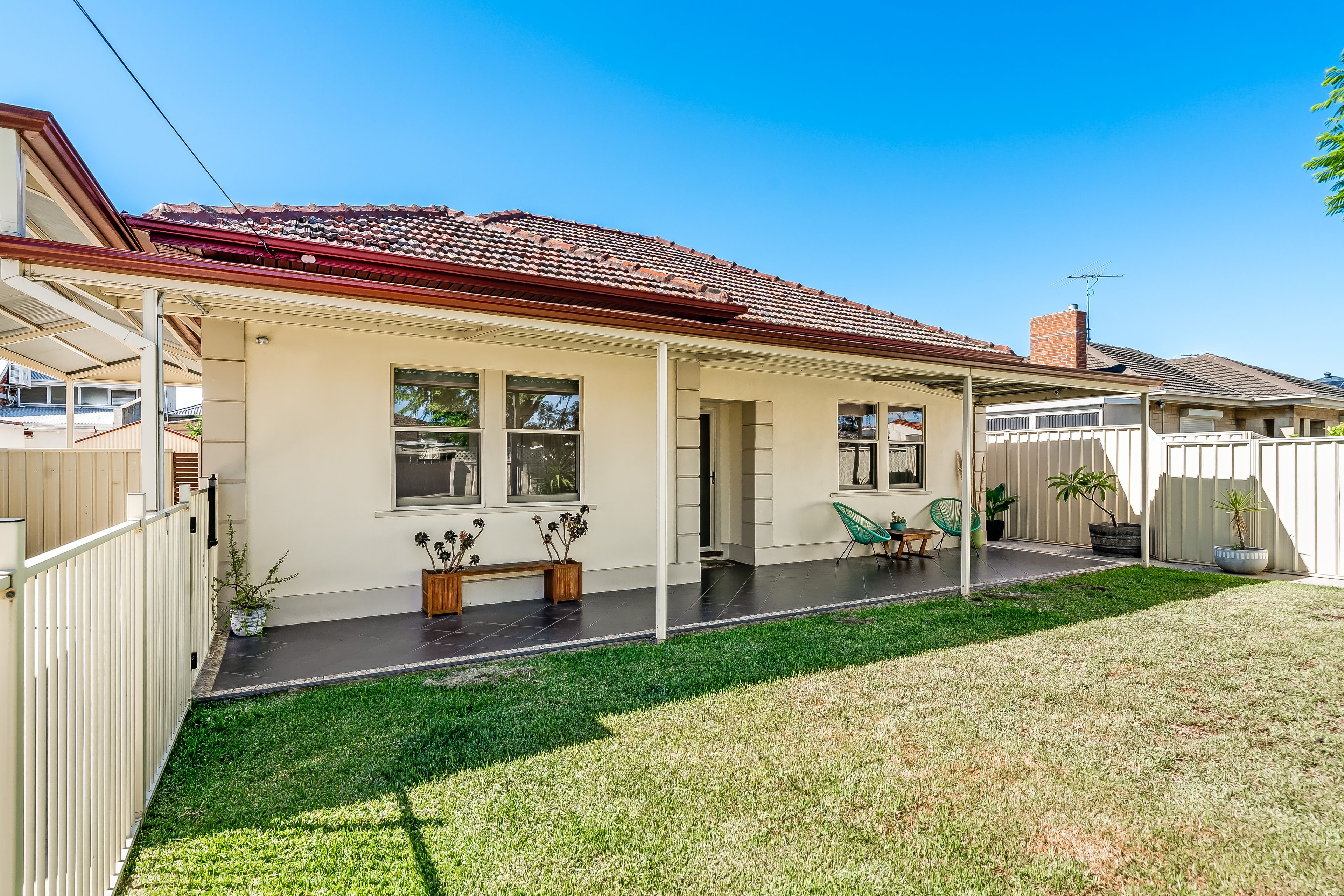 5 Honeyton Street, Seaton SA 5023