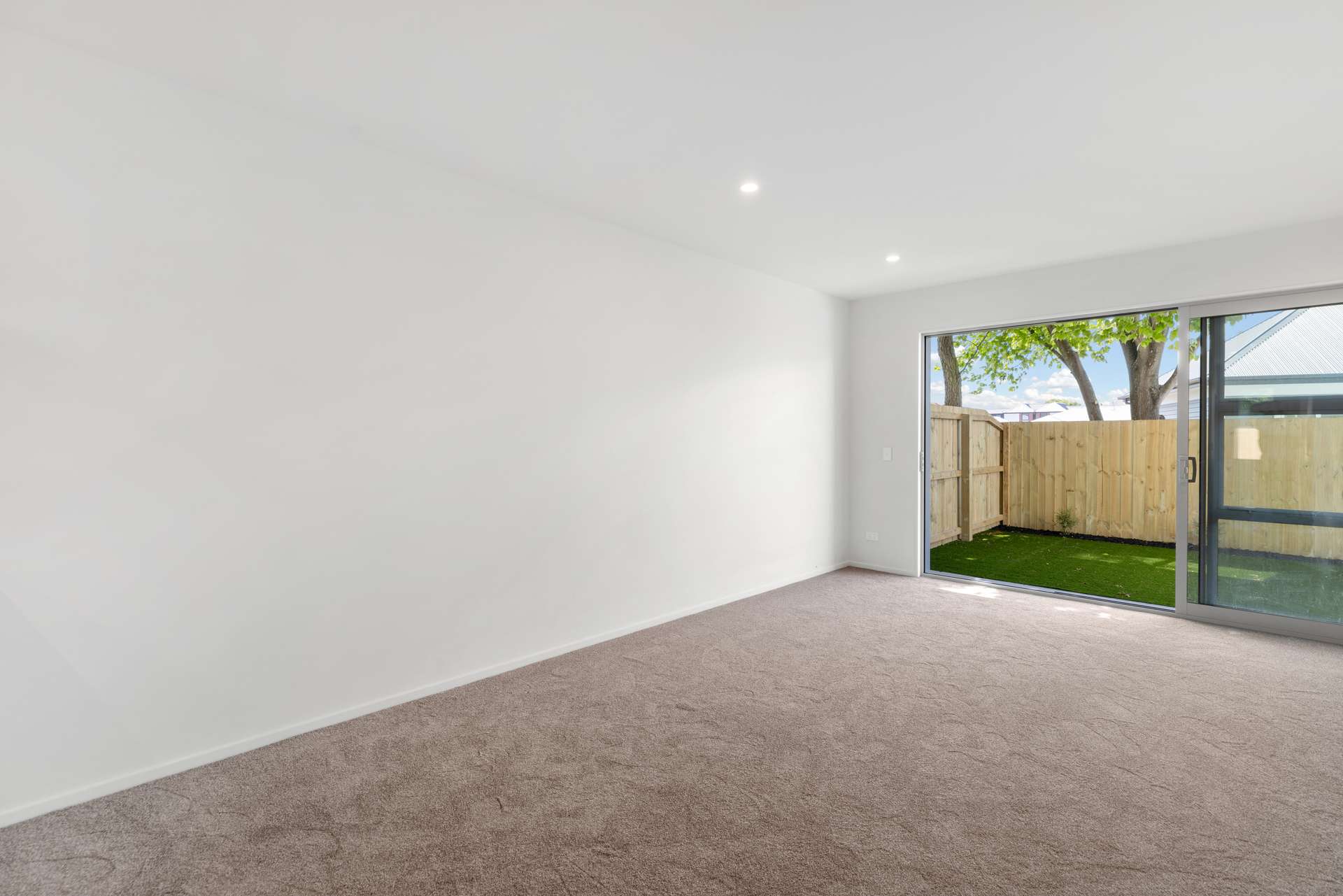 198 Lyttelton Street photo 10