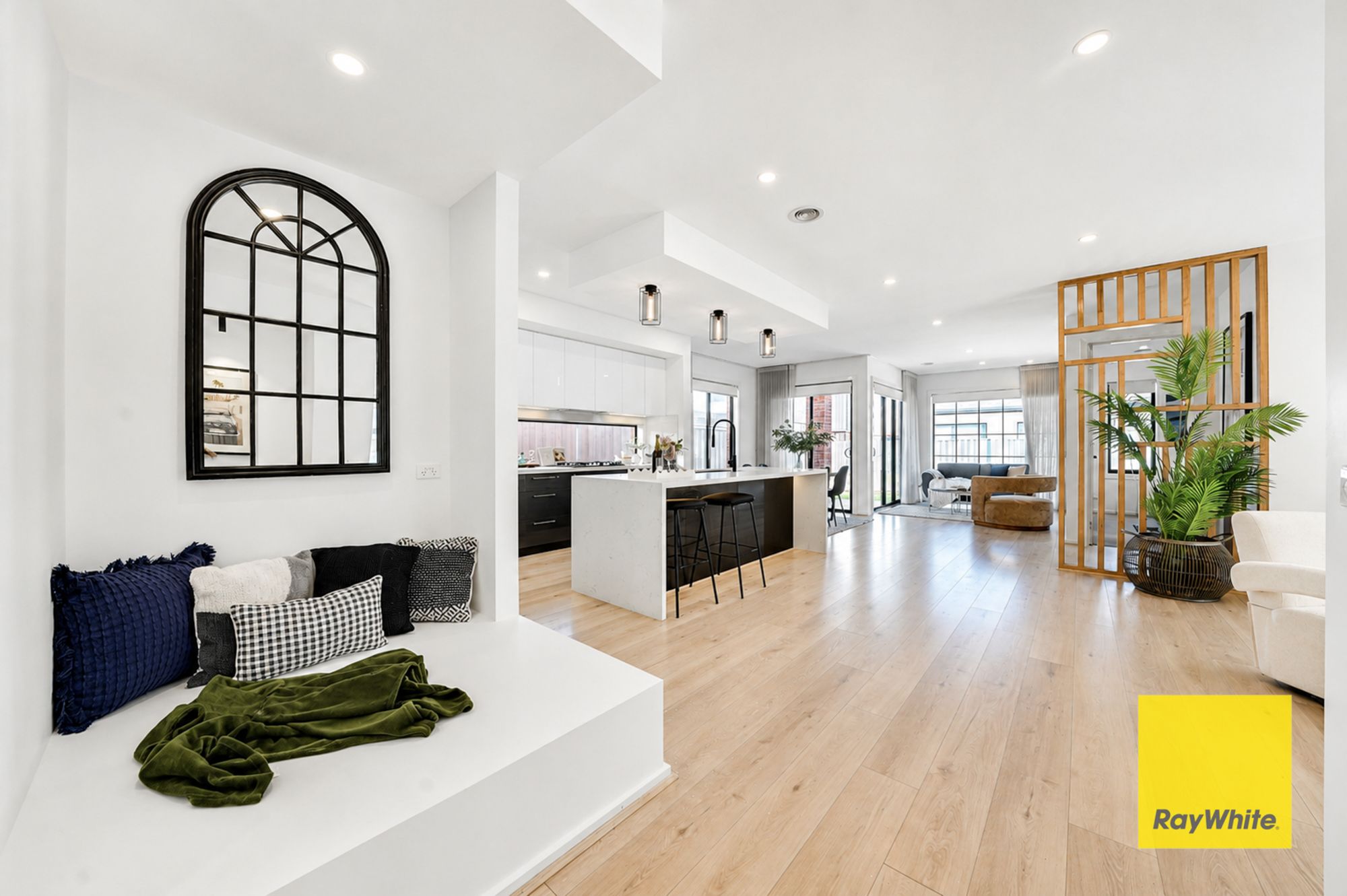 10 Leonard Avenue — photo 11 of 28