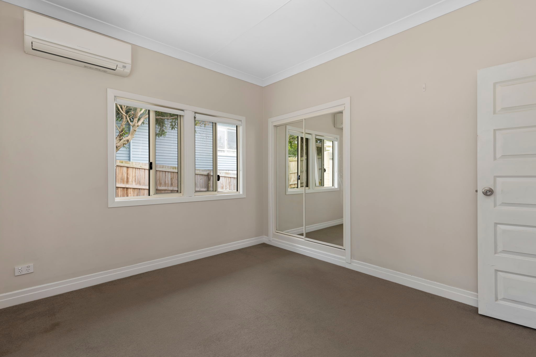 127 Gallipoli Road, Carina Heights, QLD 4152