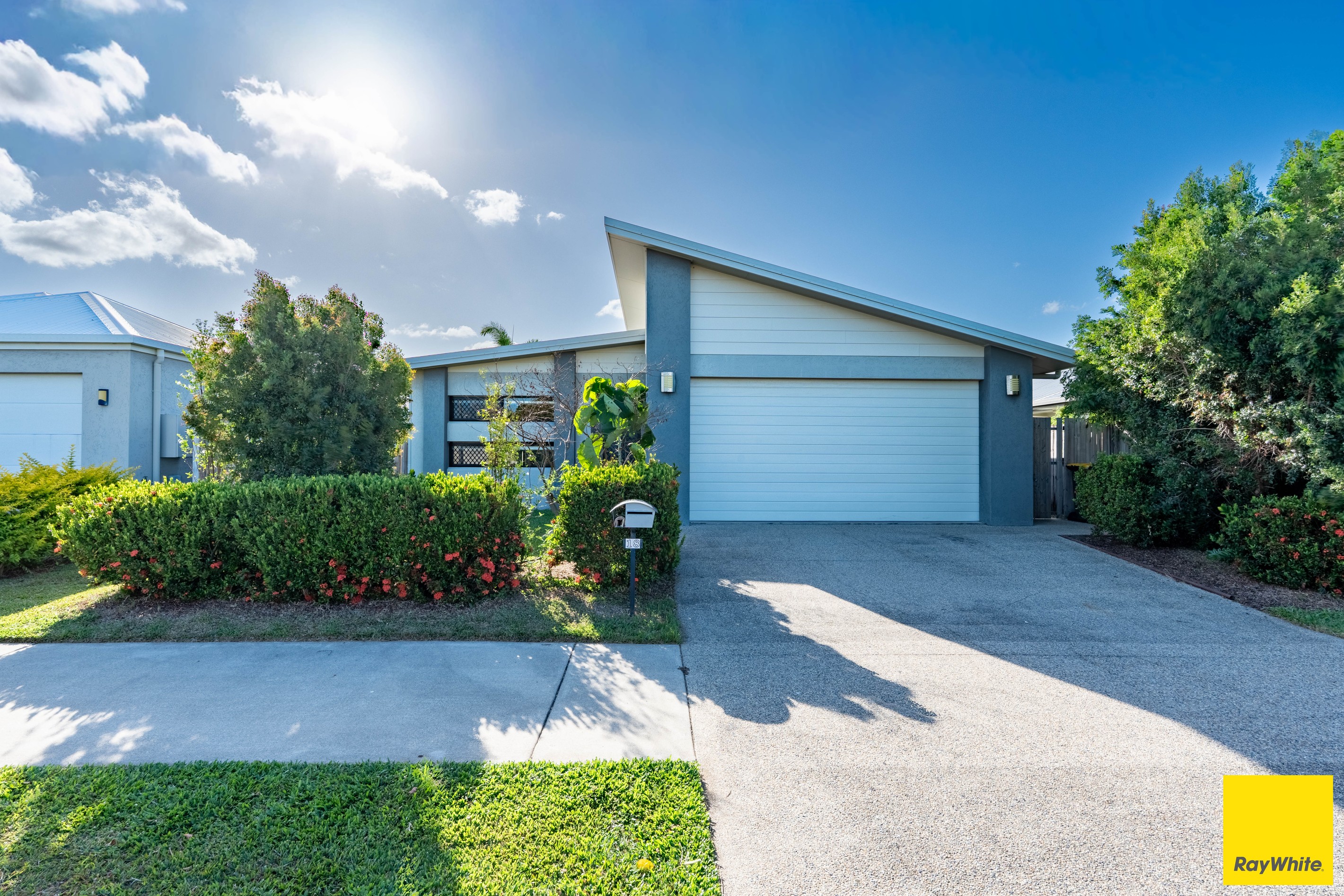 18 Starcke Trail, Smithfield, QLD 4878