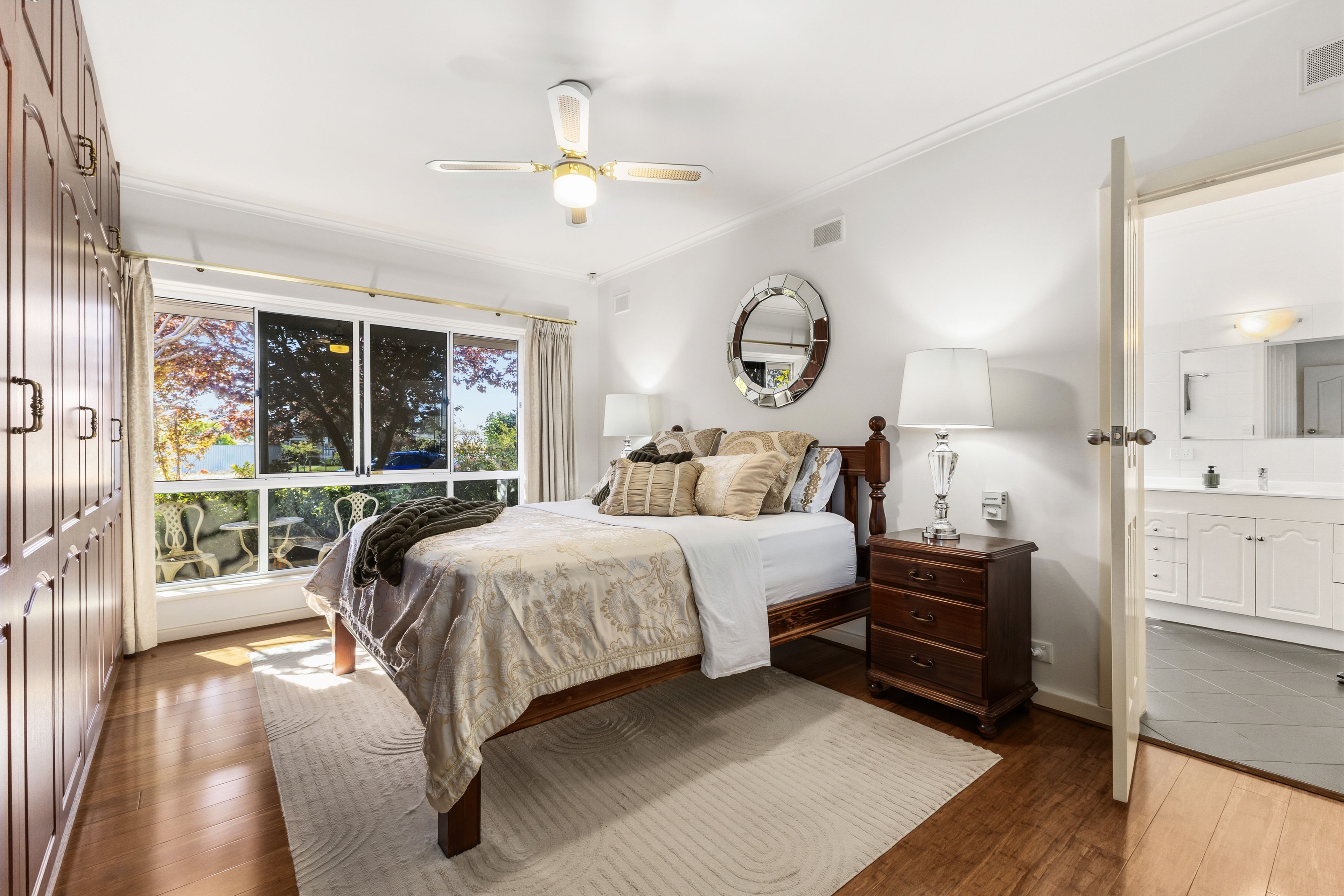 33 Oakleigh Road — photo 8 of 17