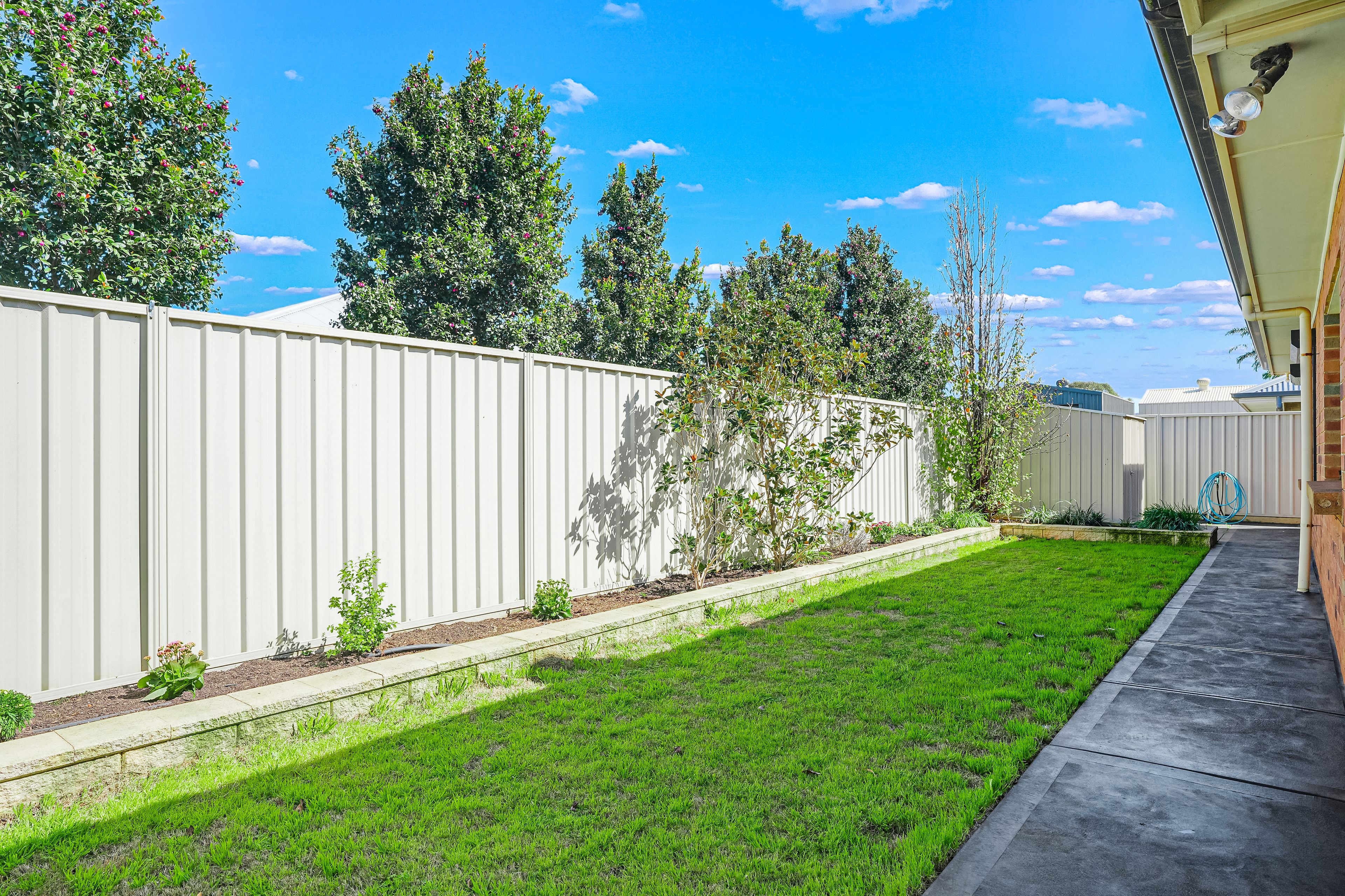16 Keane Avenue — photo 17 of 18