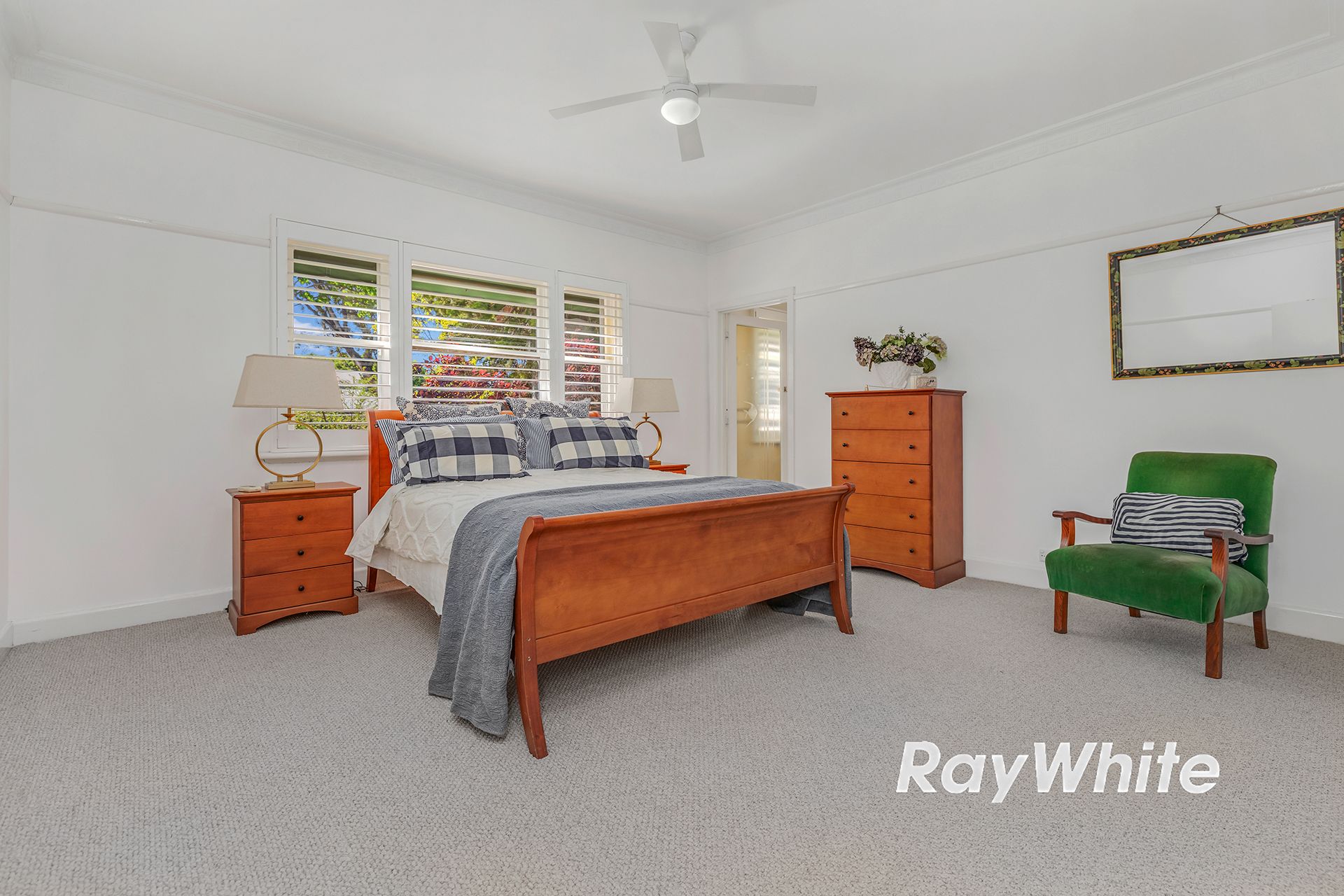 37 Hopwood Street — photo 16 of 17