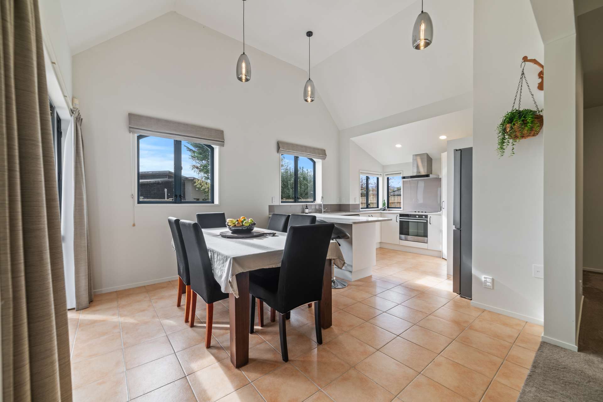 109 Pacific Drive photo 3