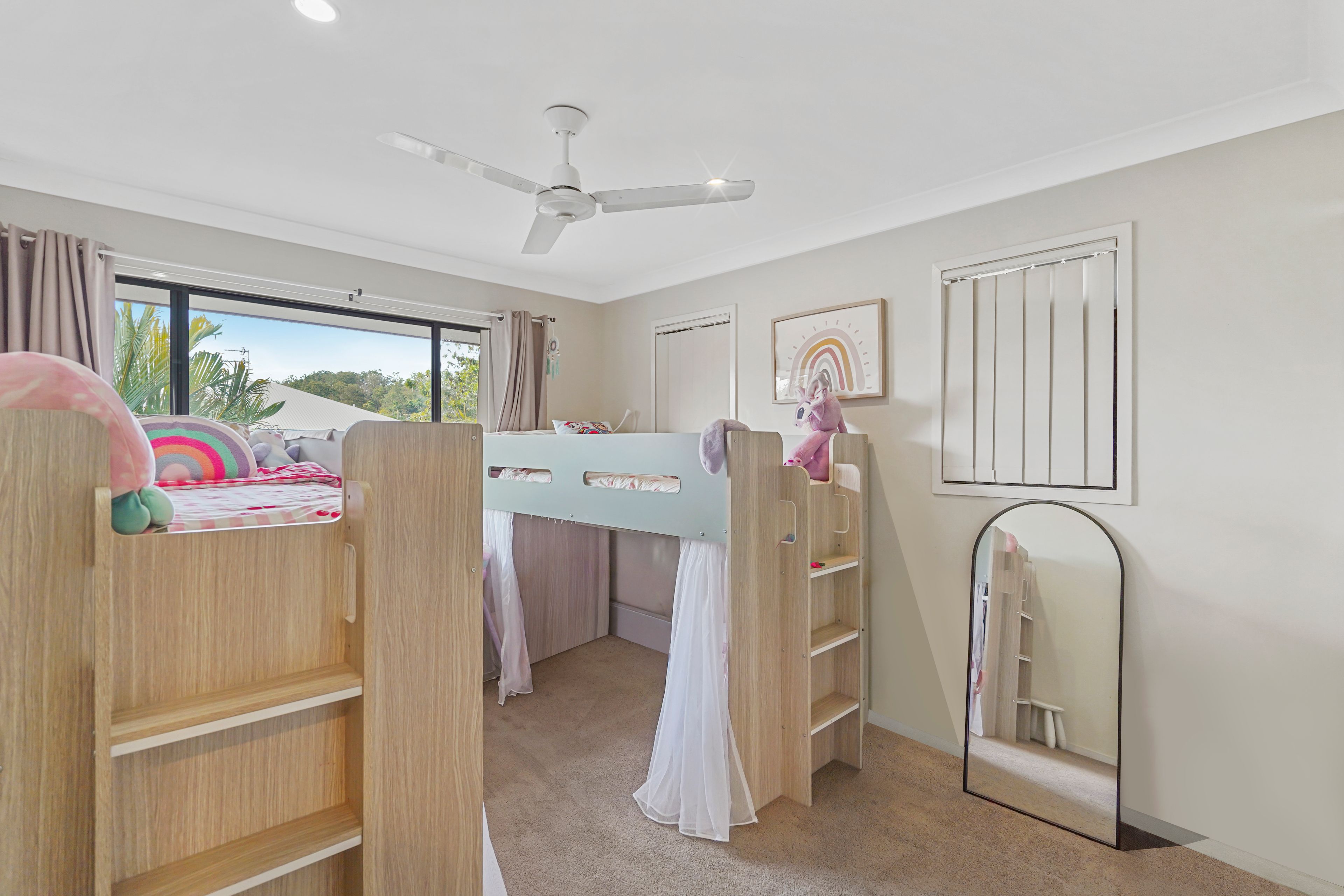 53/62 Franklin Drive — photo 10 of 23