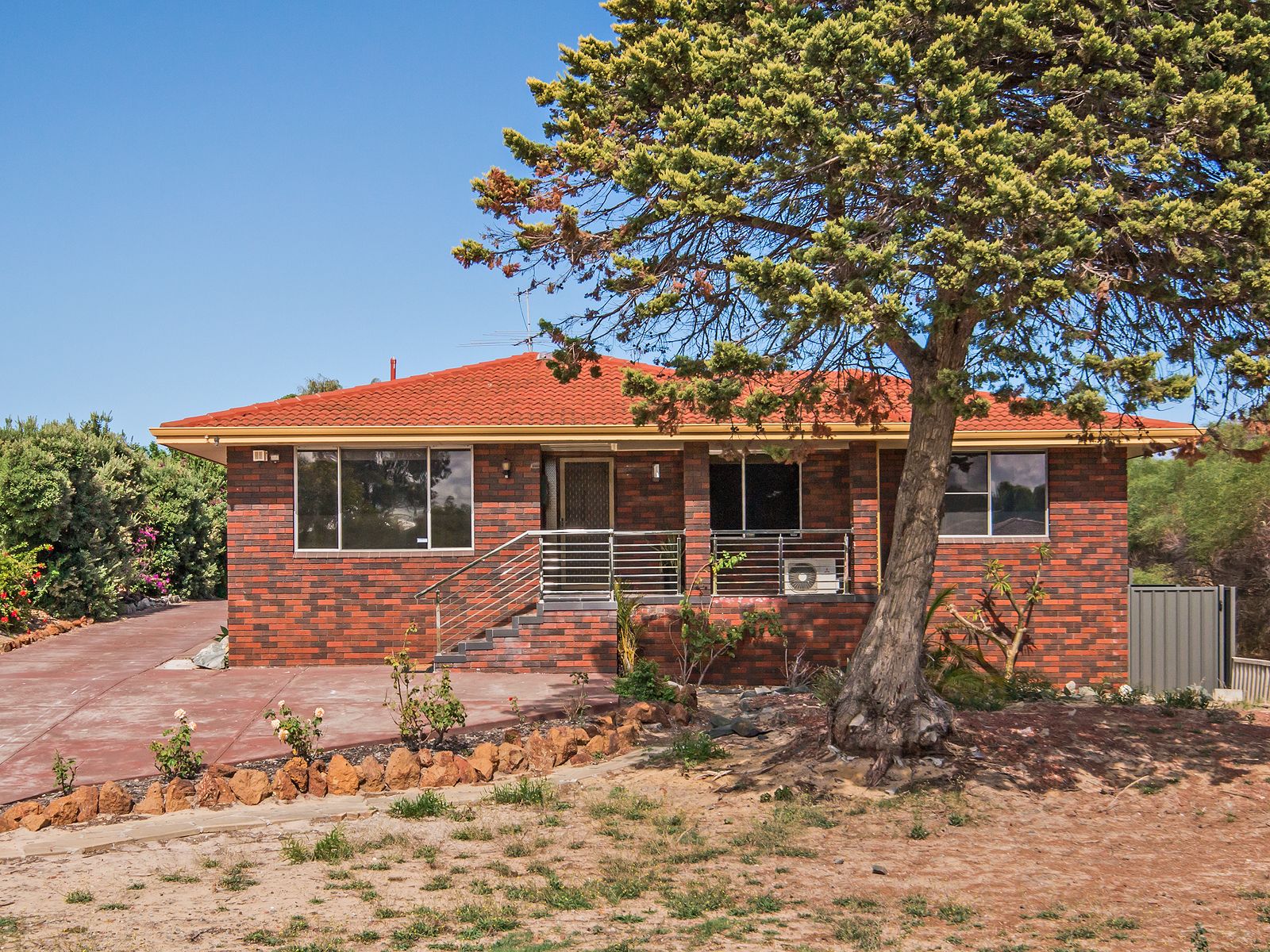 55 Fifth Avenue, Shoalwater, WA 6169