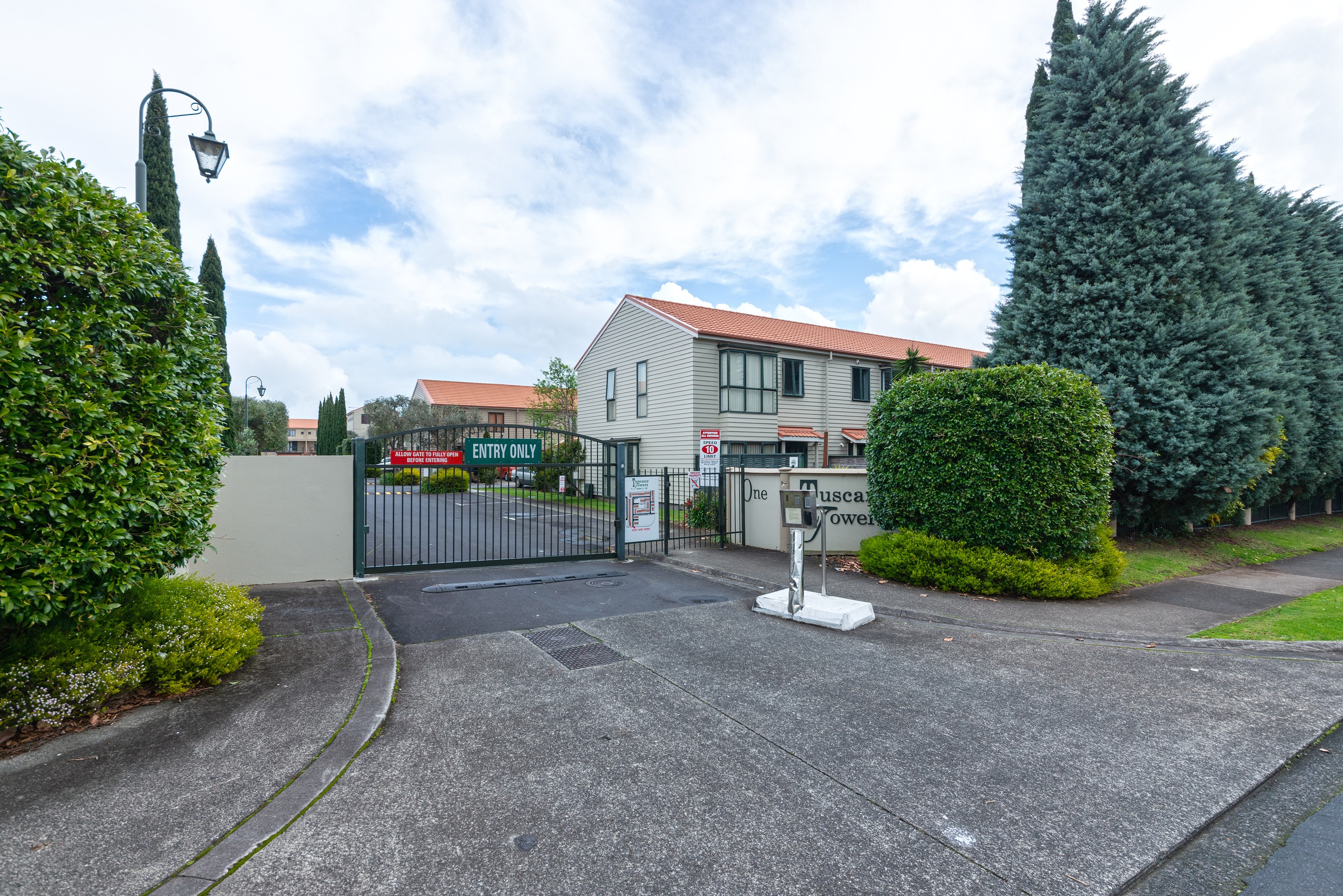 84/1 Ambrico Place, New Lynn, Waitakere City