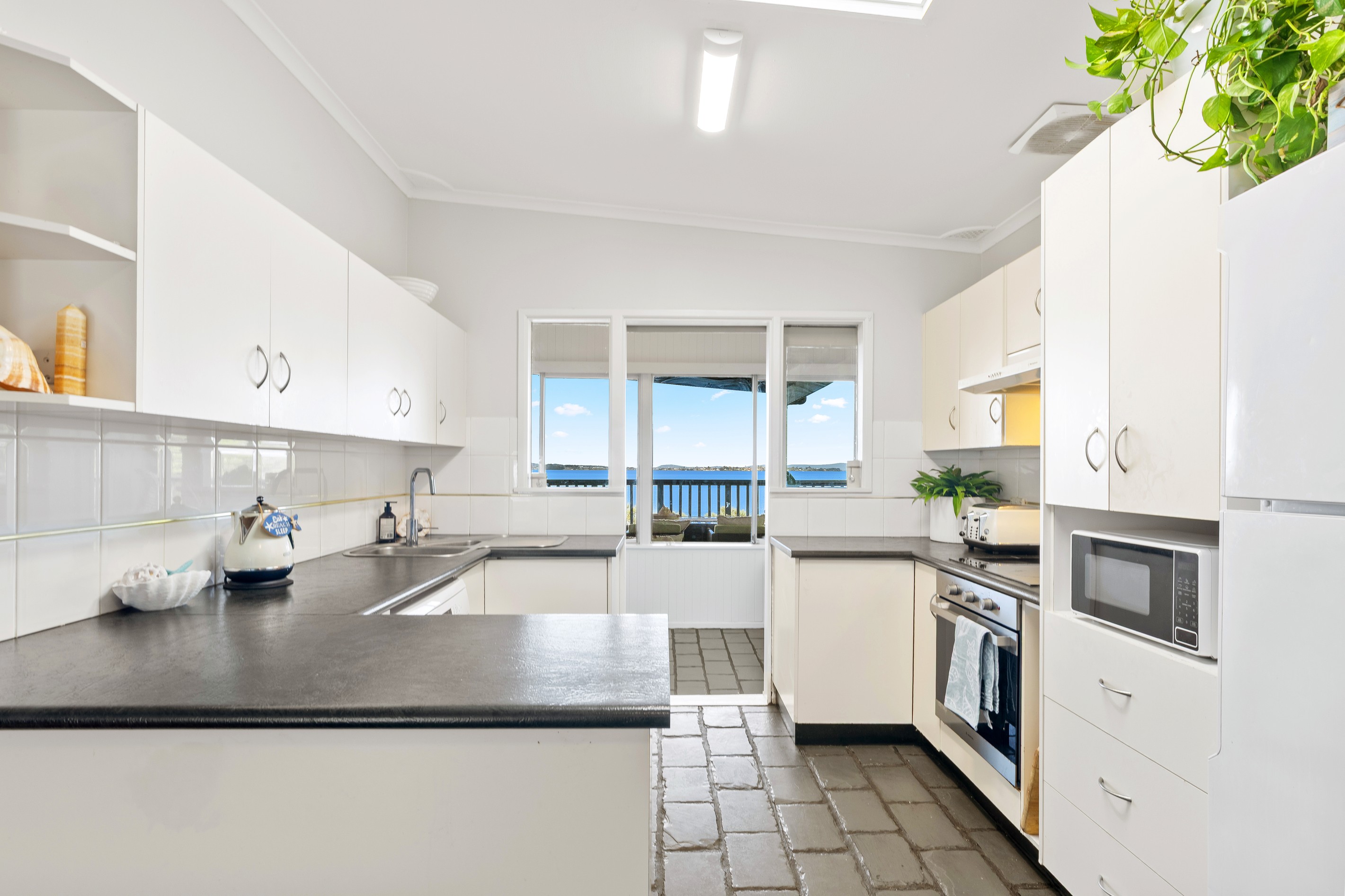 32 Buff Point Avenue, Buff Point, NSW 2262