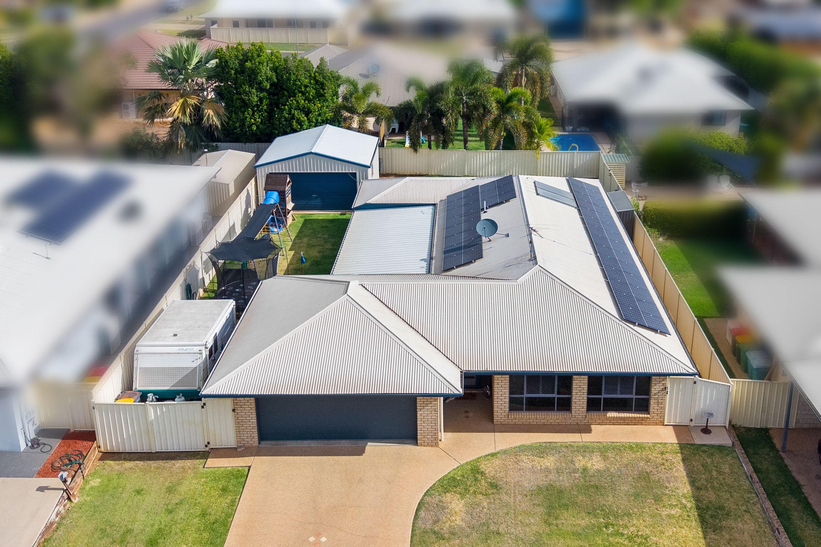 16 Saville Street — photo 2 of 23