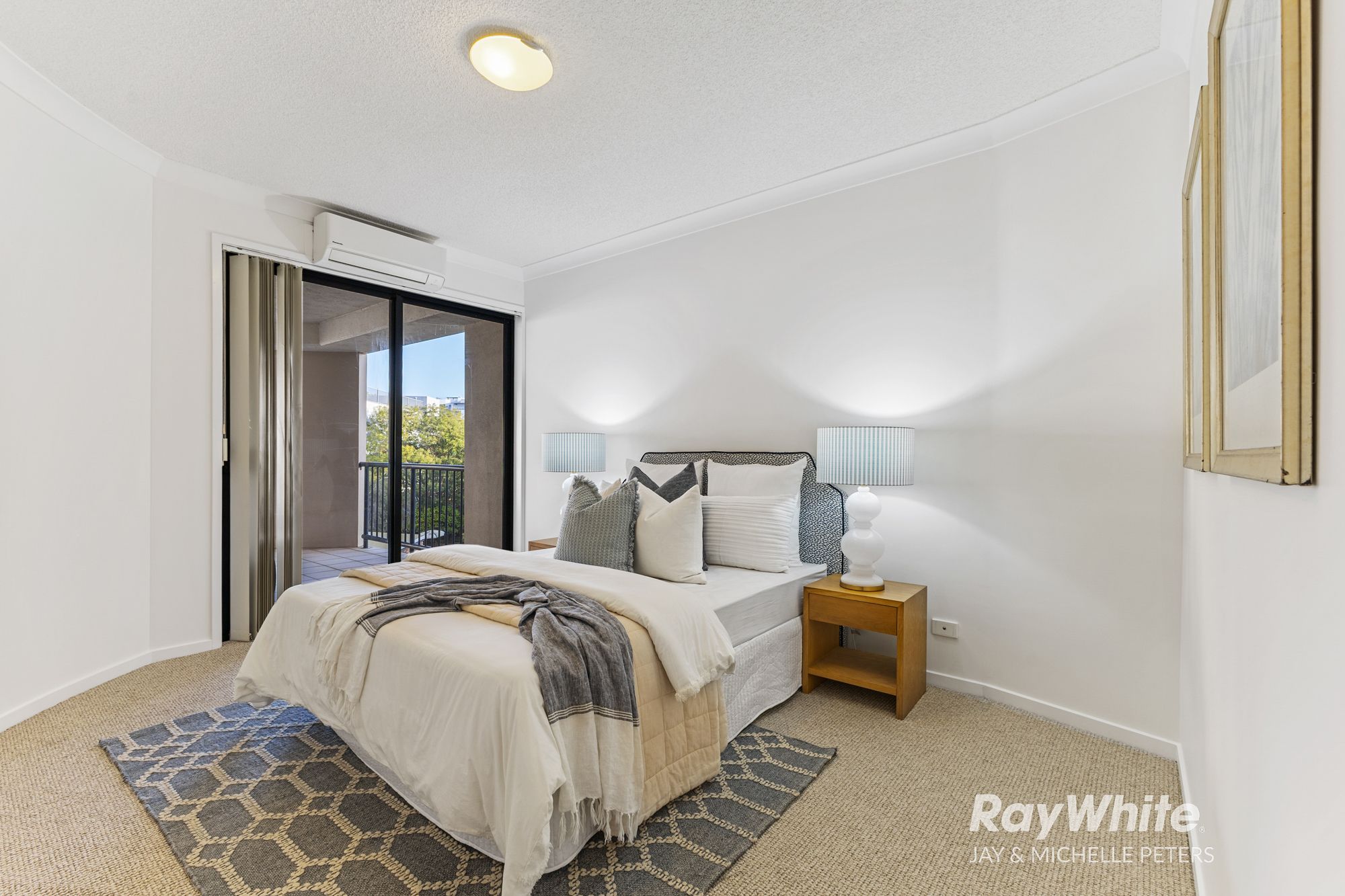 4/3 Rock Street — photo 17 of 30