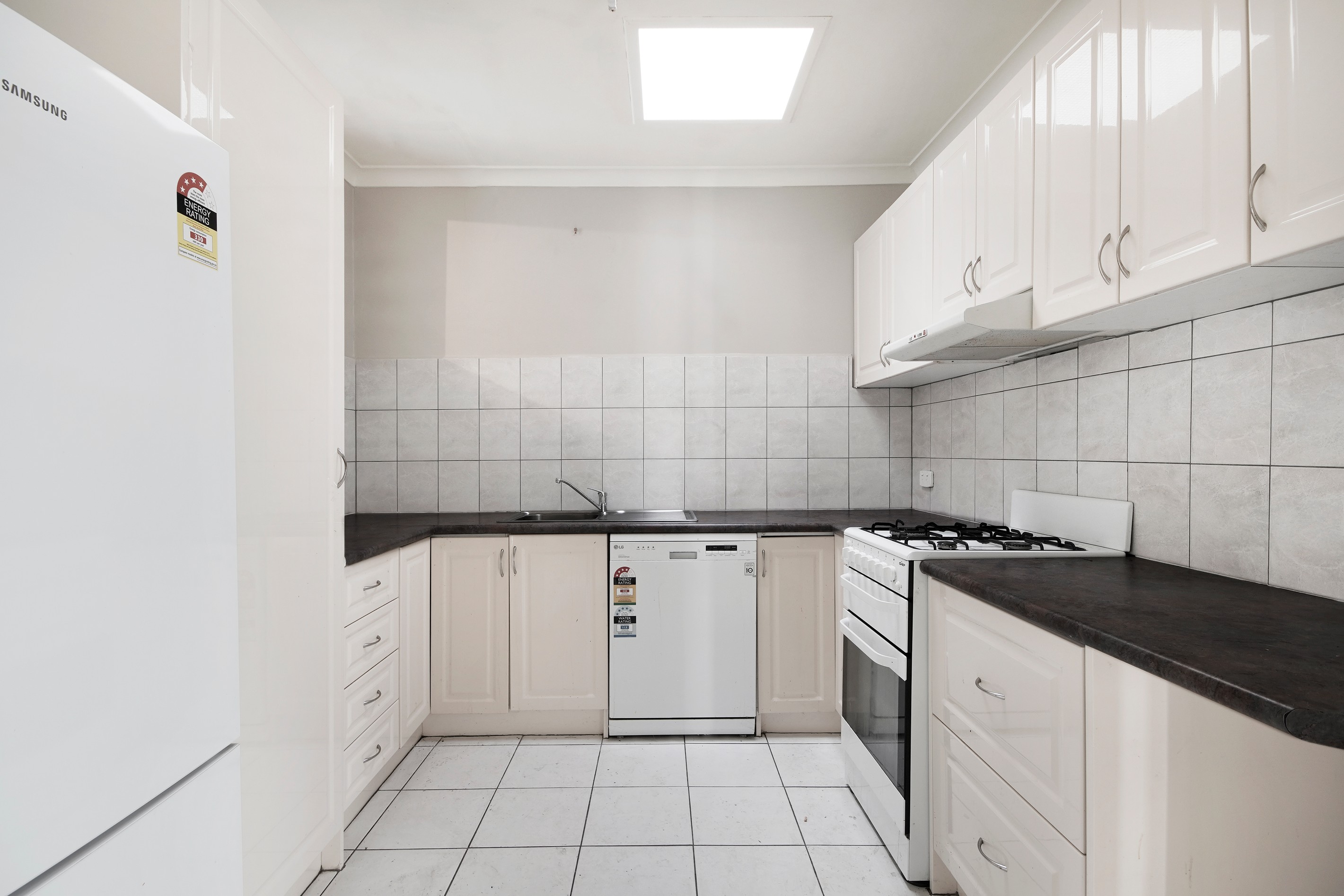 31 Wattle Grove, Reservoir, VIC 3073