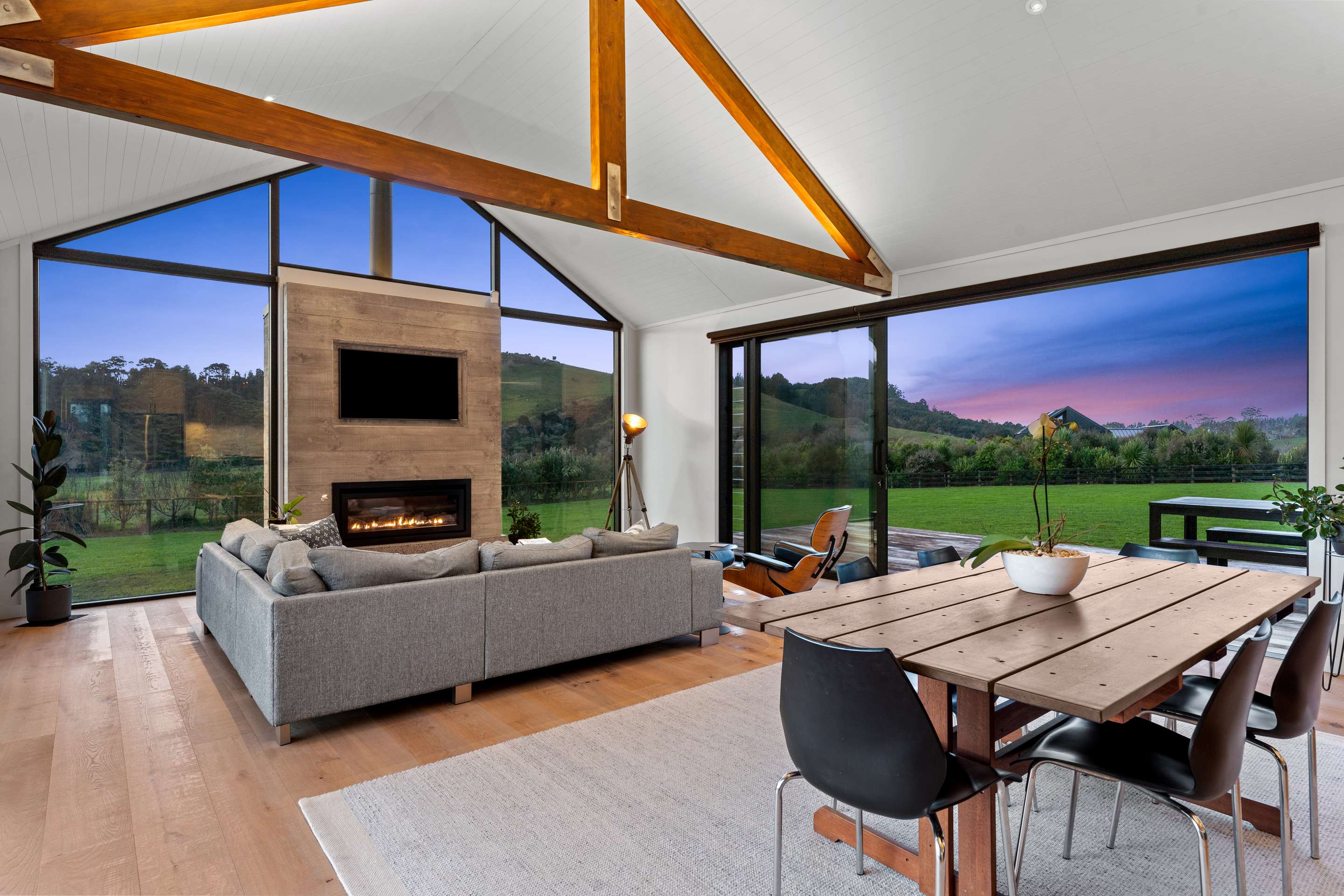 4 Rossbern Lane, Clevedon, Manukau City Real Estate Ray White New