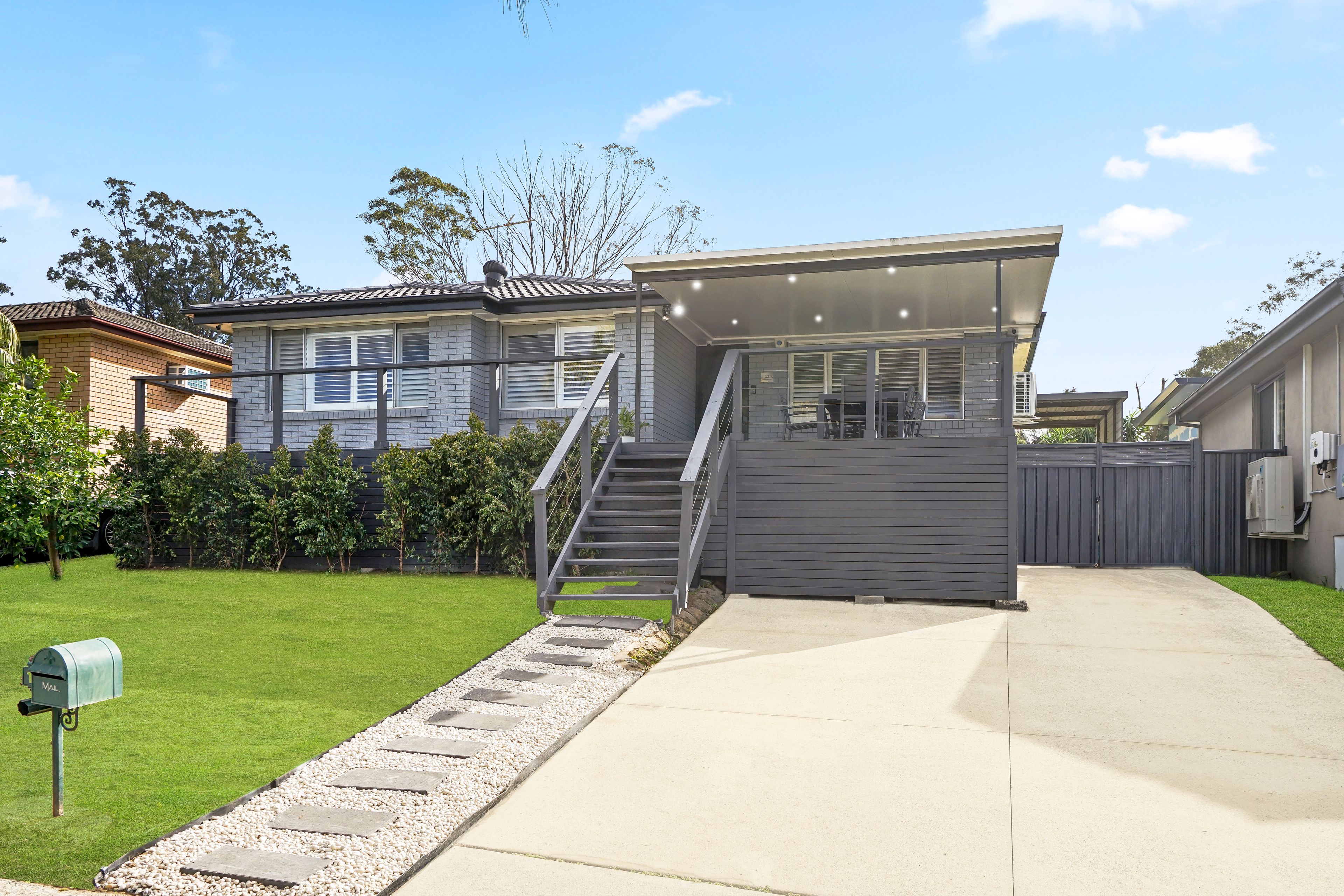 12 Armstrong Place, Dean Park, NSW 2761