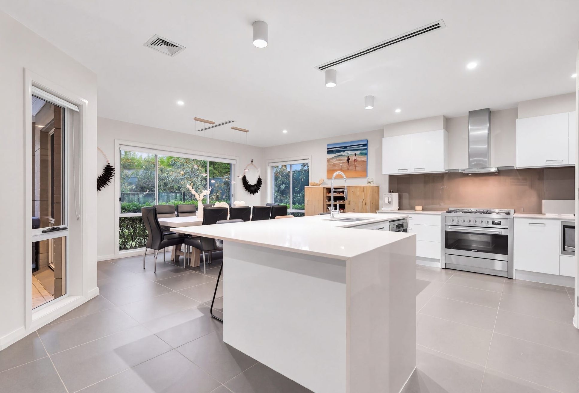24 Ritchie Street — photo 5 of 24