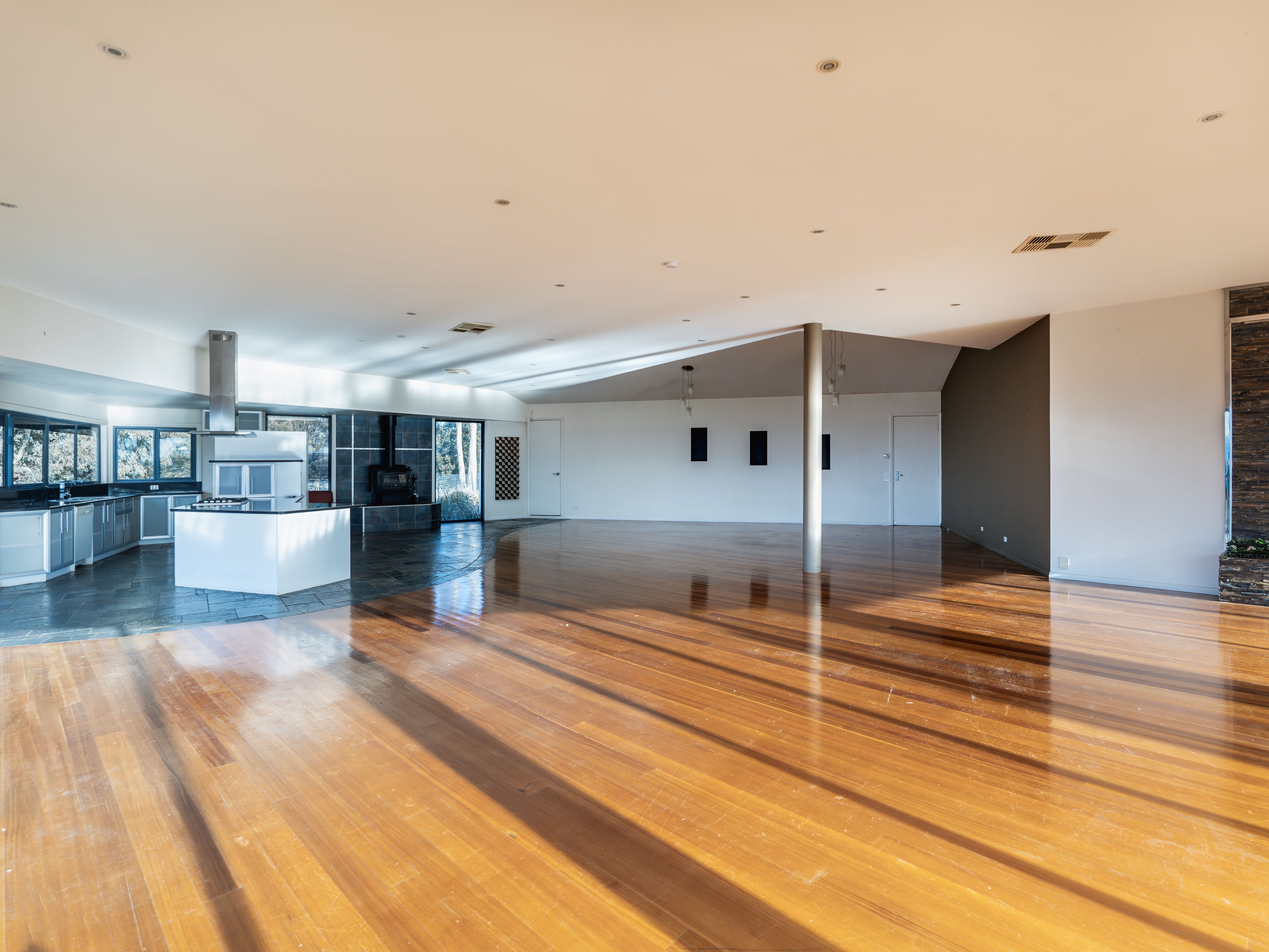 70 Leonard Road — photo 8 of 30