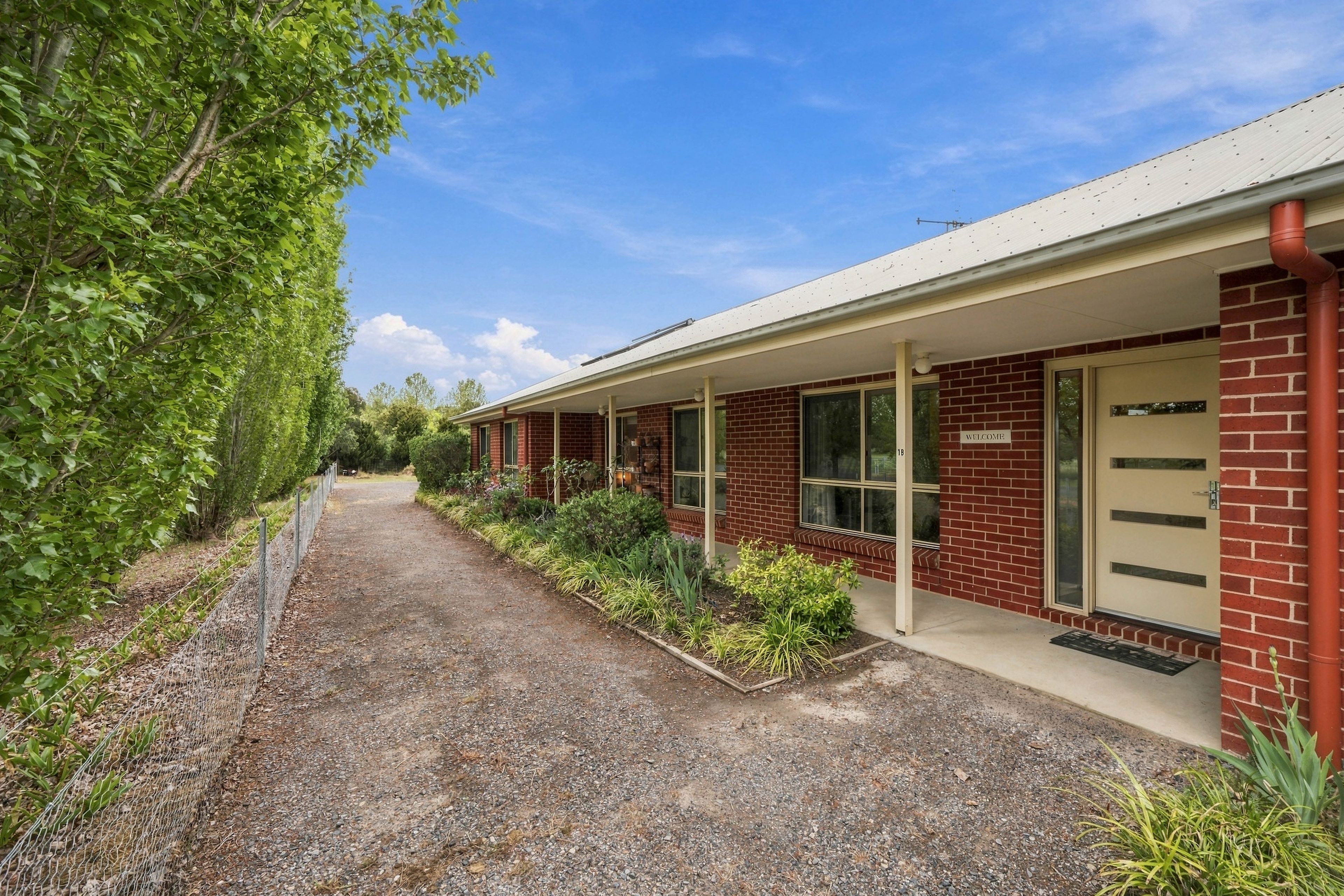 1B Rosamel Street — photo from Ray White Canberra
