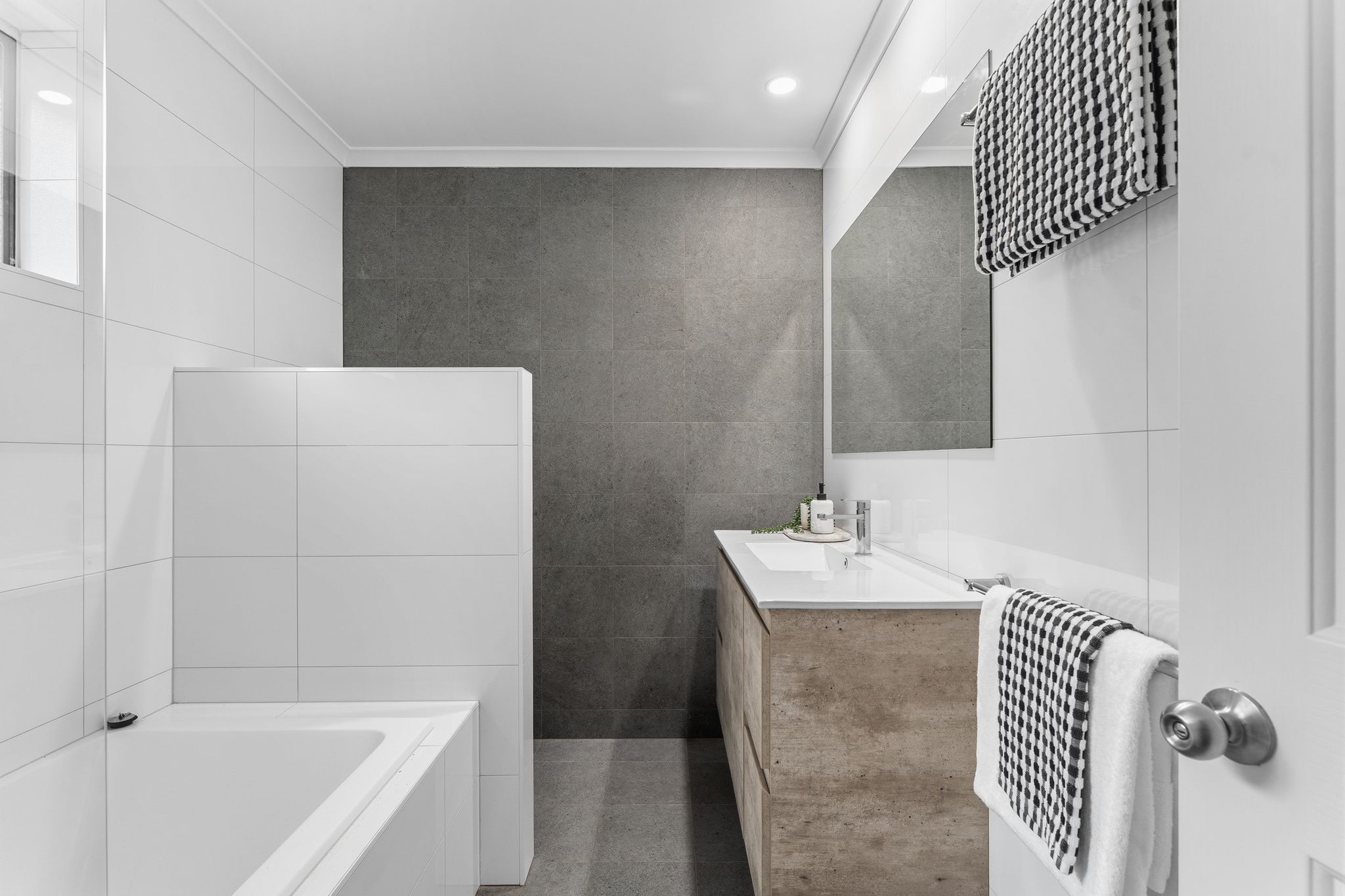 52 Maluka Drive — photo 13 of 20