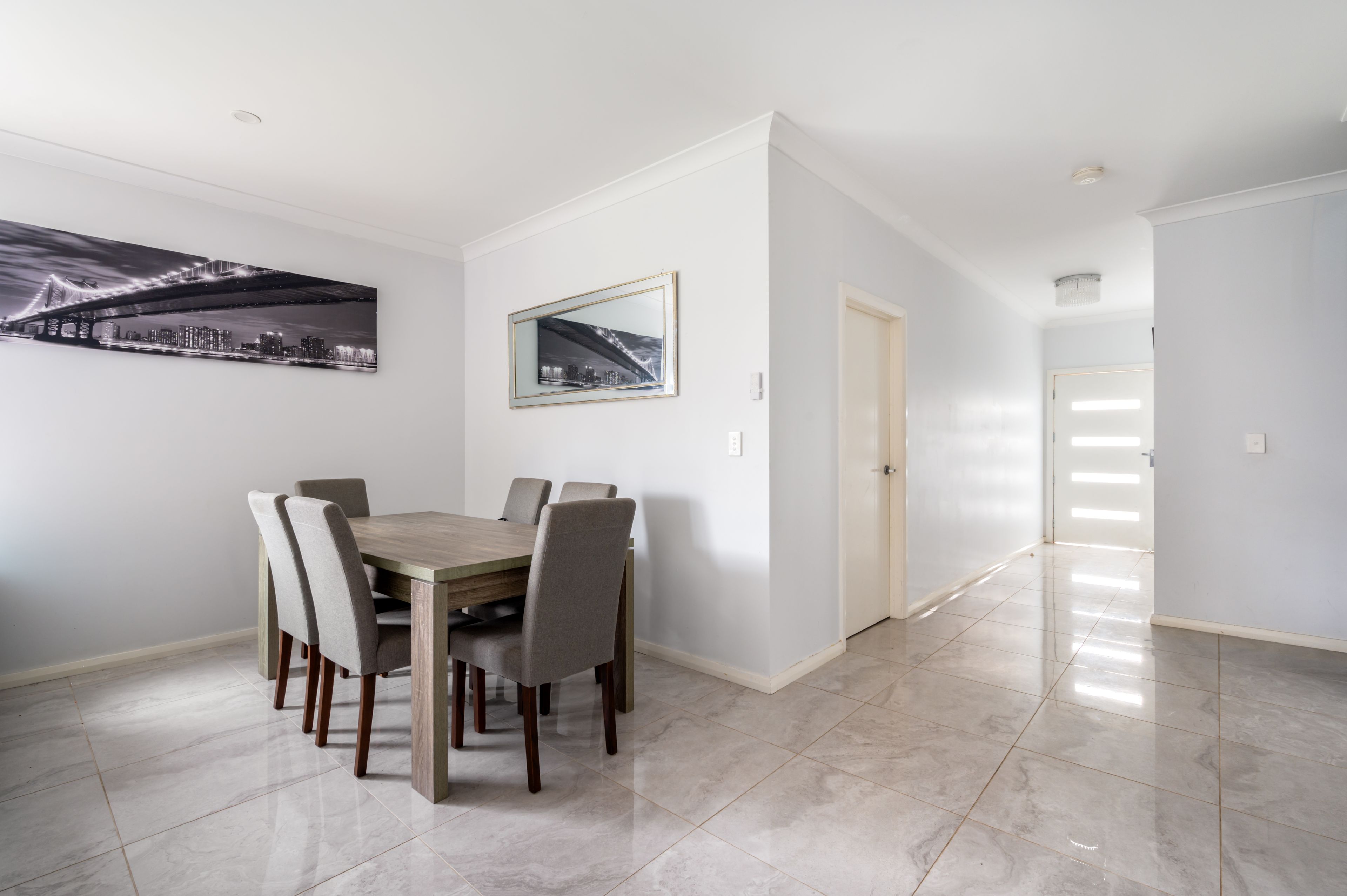 20 Rymill Crescent, GLEDSWOOD HILLS, NSW 2557
