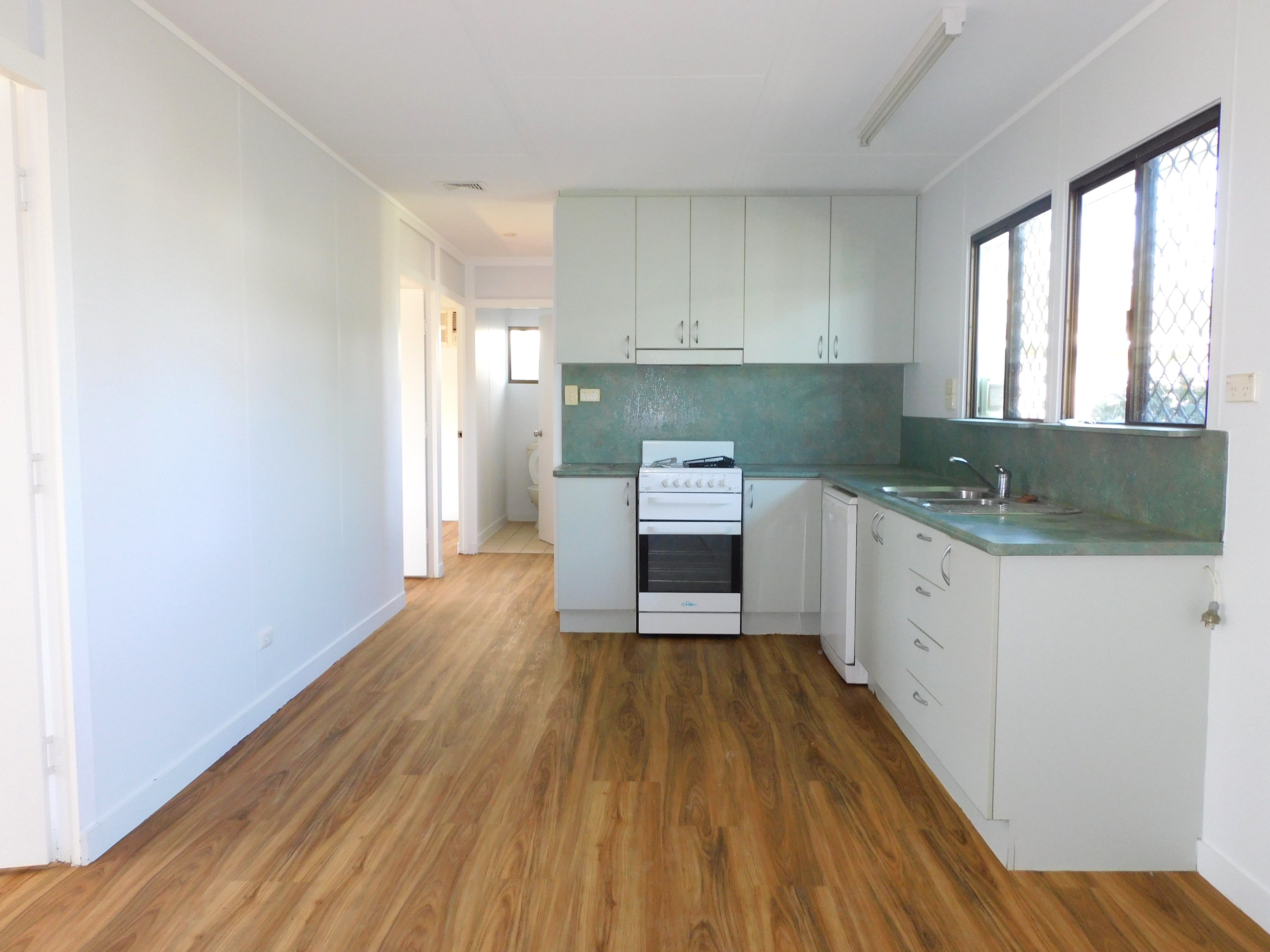 33 Munbilla Drive, Kelso, QLD 4815