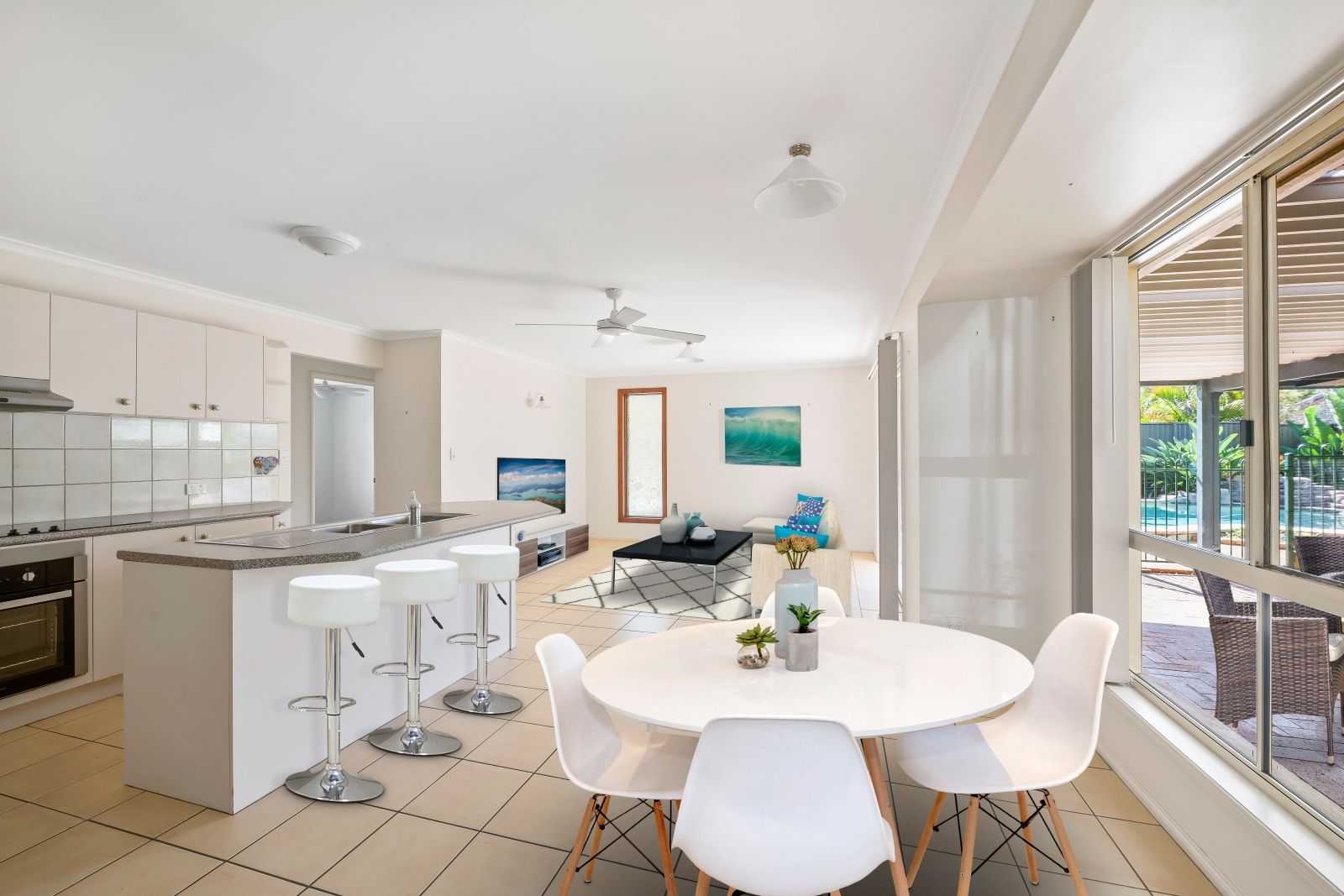 6 Freesia Close, Currimundi, QLD 4551