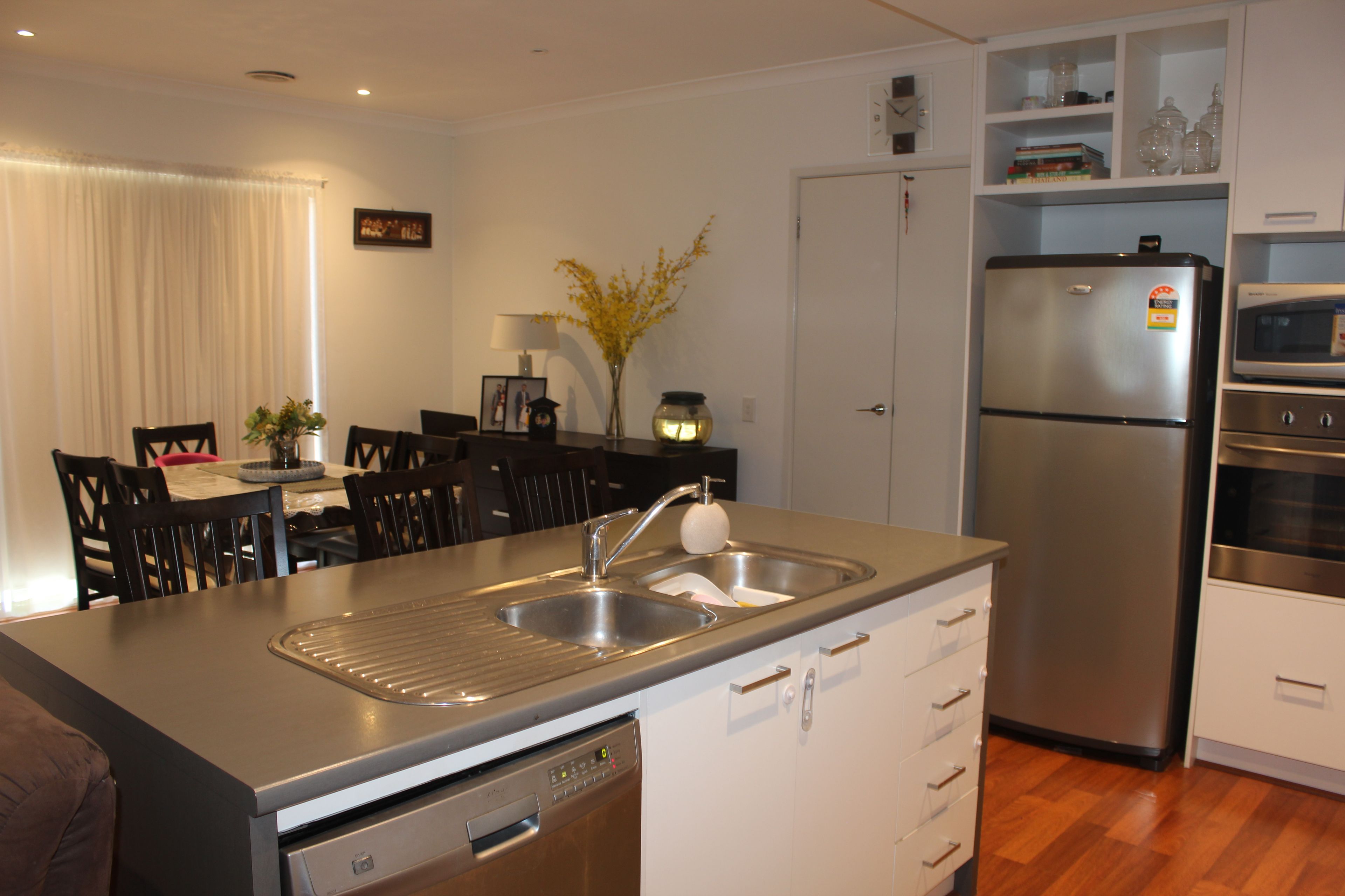 12 St Johns Court — photo 3 of 15