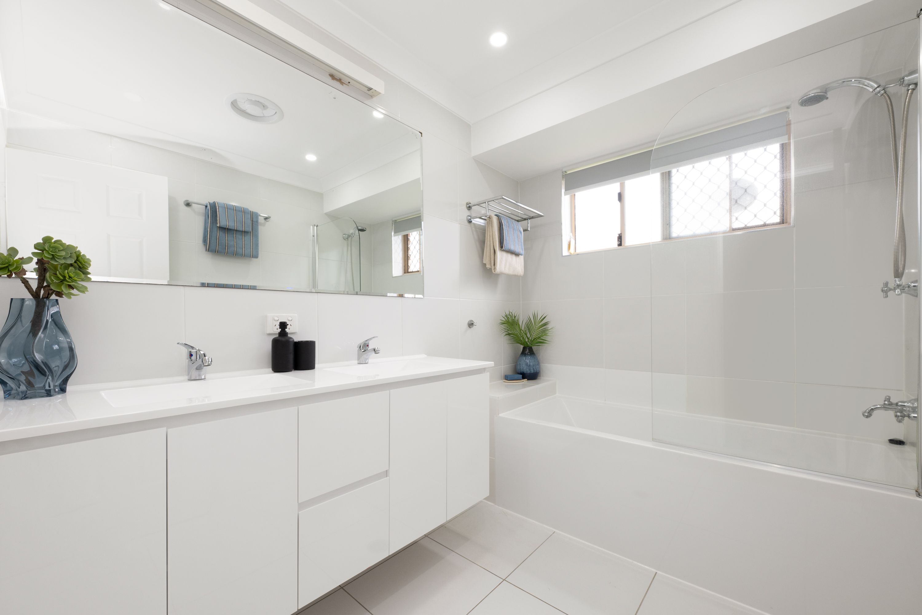 21 Seldon Place — photo 12 of 15