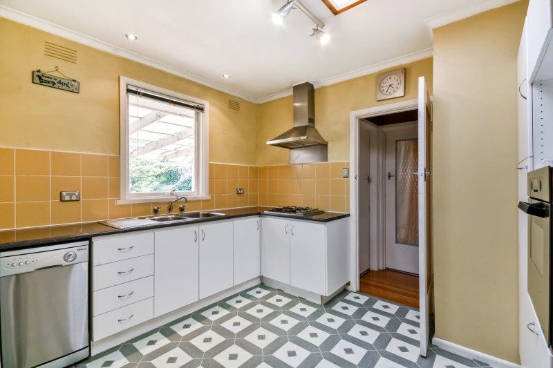 1/2 Holme Road, Ferntree Gully, VIC 3156