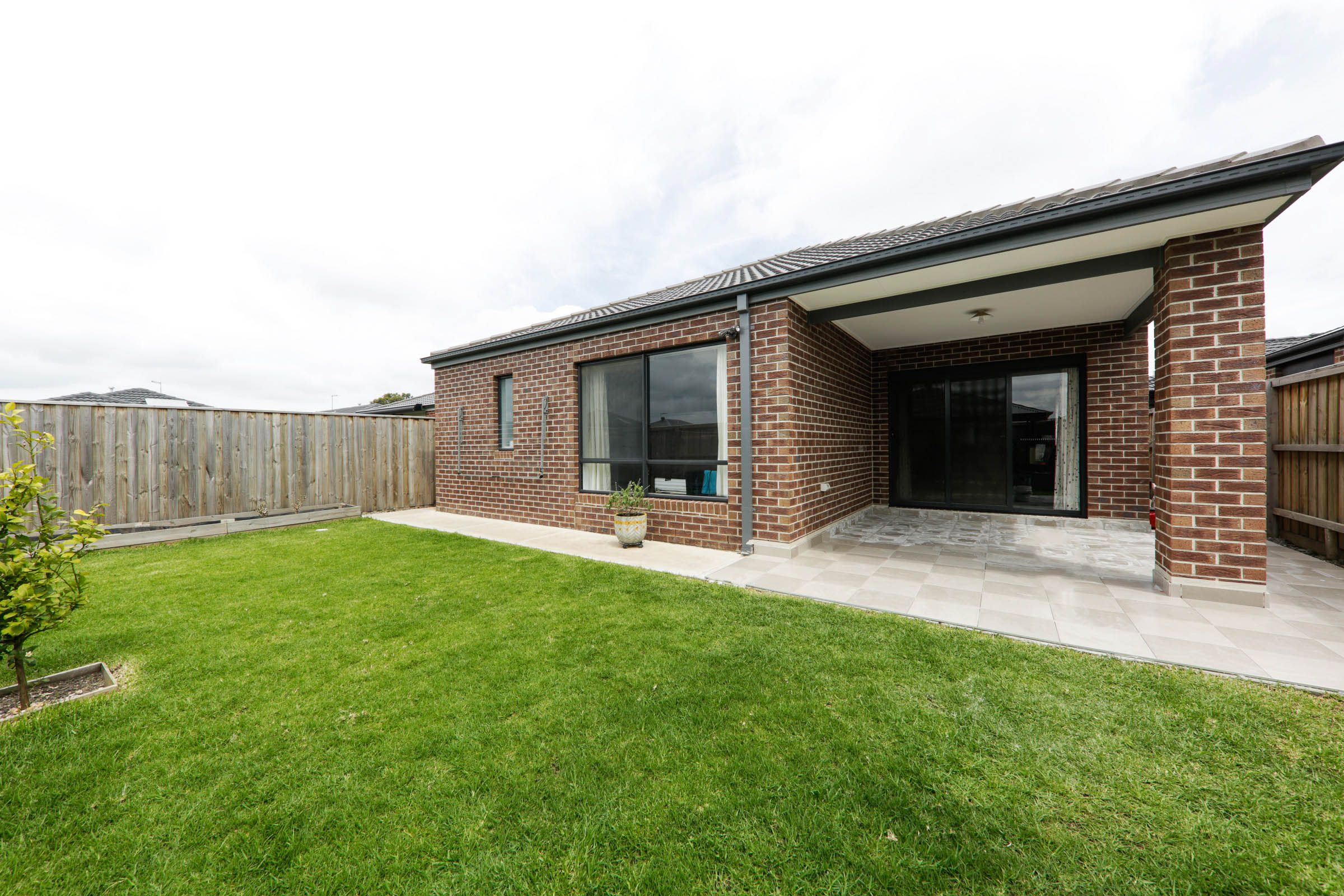 6 Curtis Street — photo 12 of 13