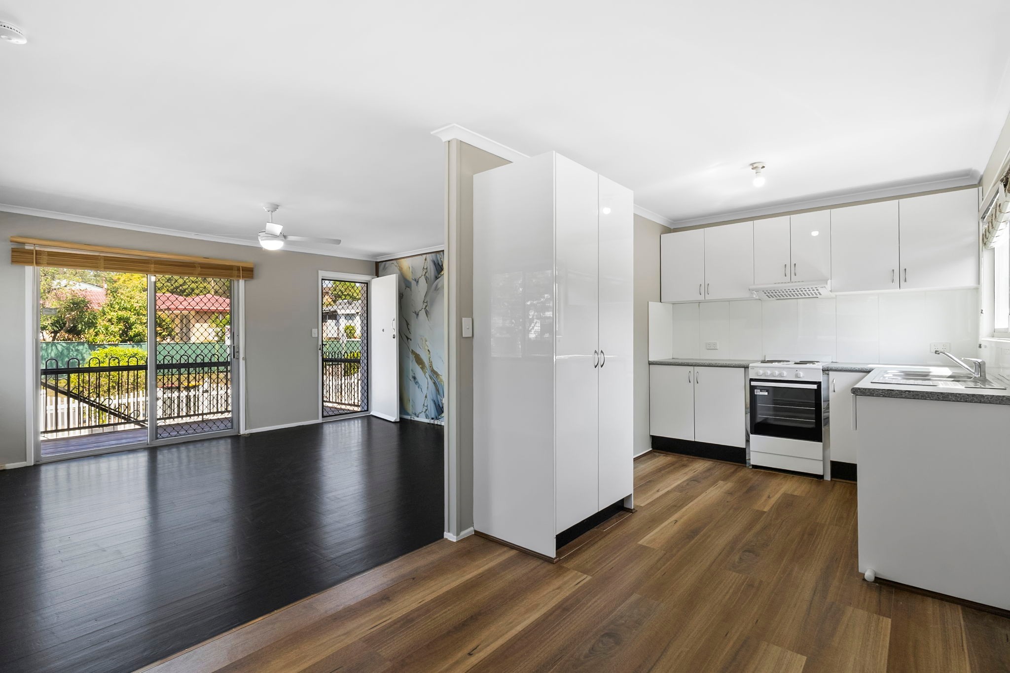 1 Badge Street, Jamboree Heights, QLD 4074