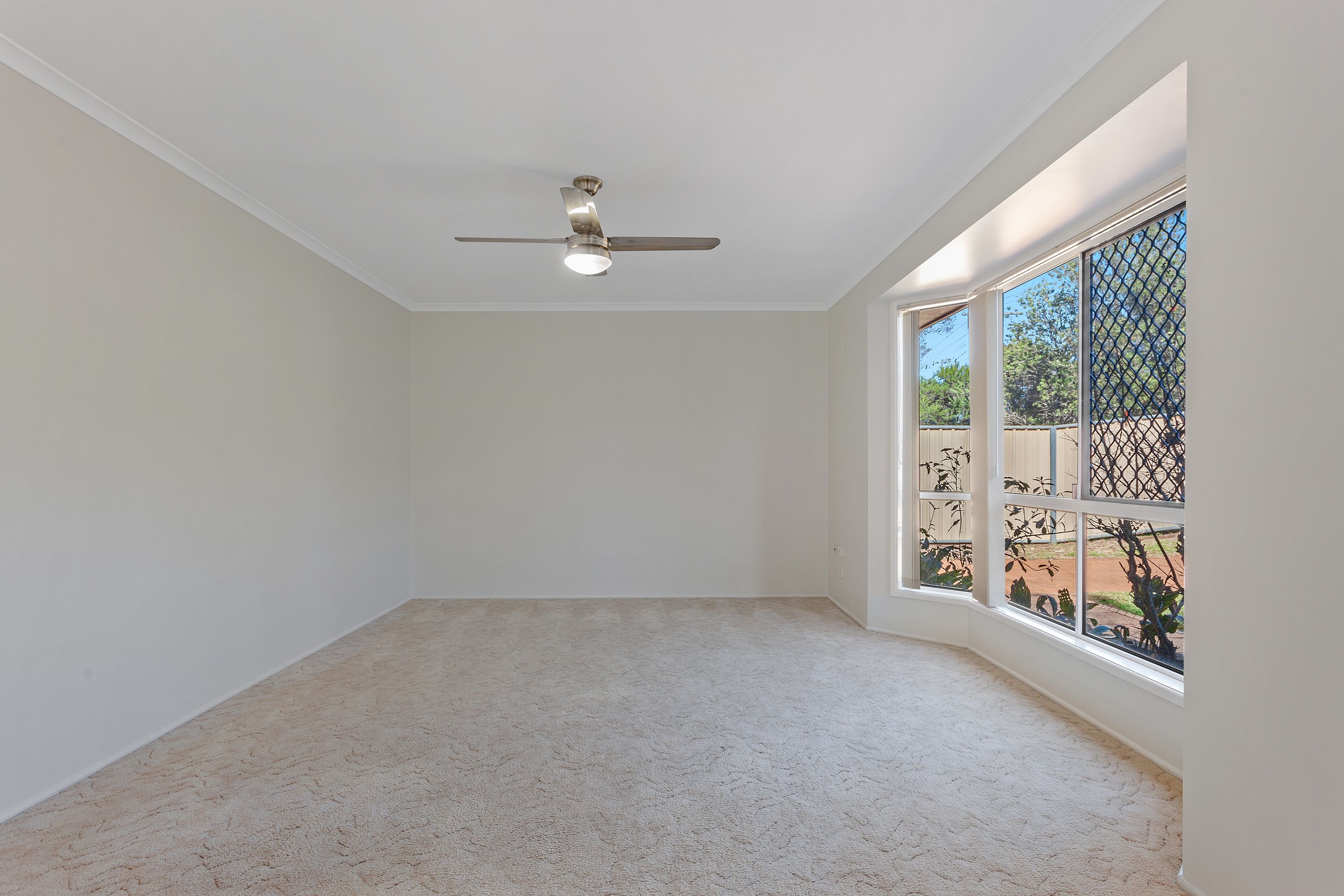270 Greenwattle Street, Wilsonton Heights, QLD 4350