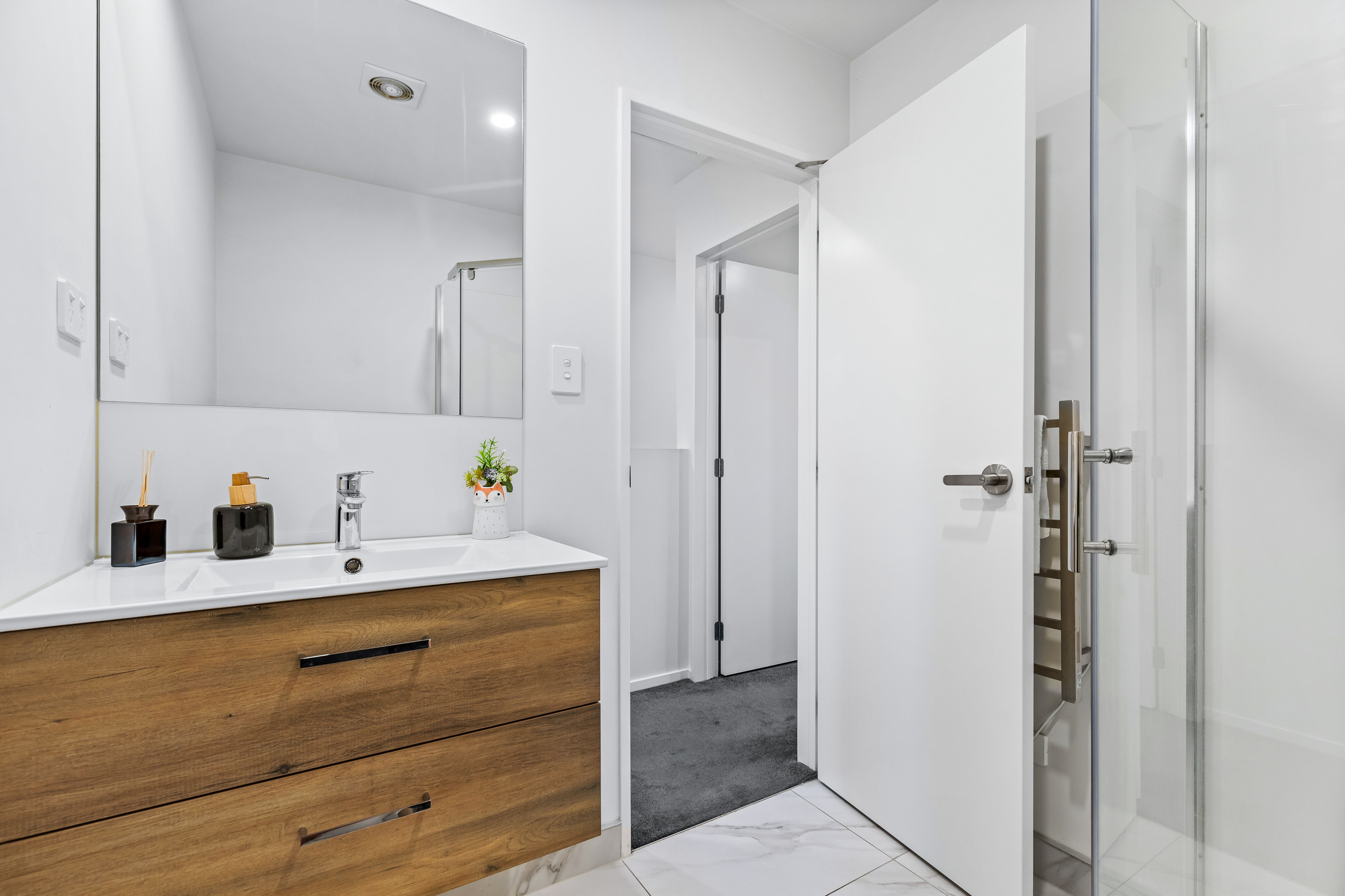 12b Woodhouse Place, West Harbour, Waitakere City