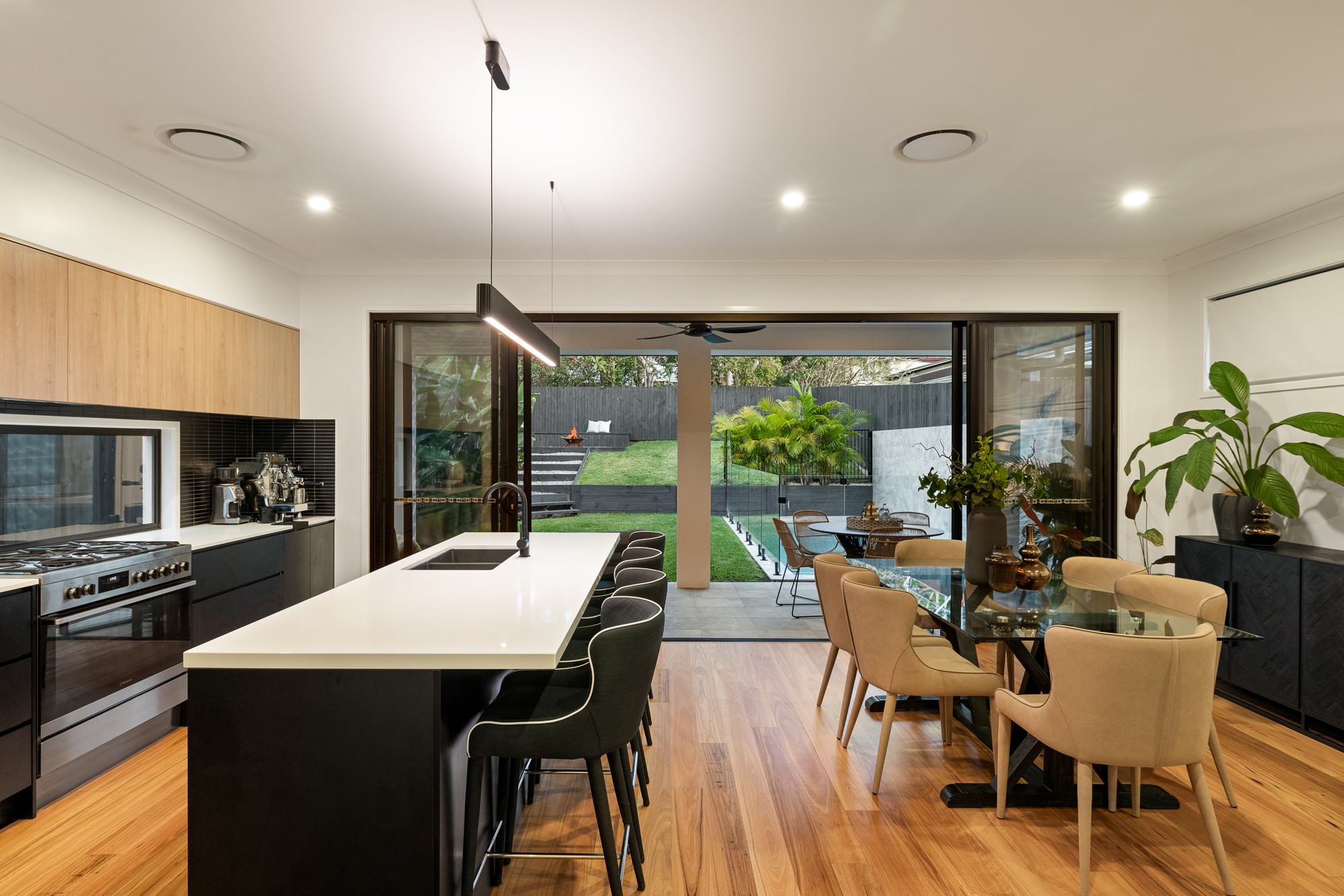 13 Hinkler Street, Kedron, QLD 4031
