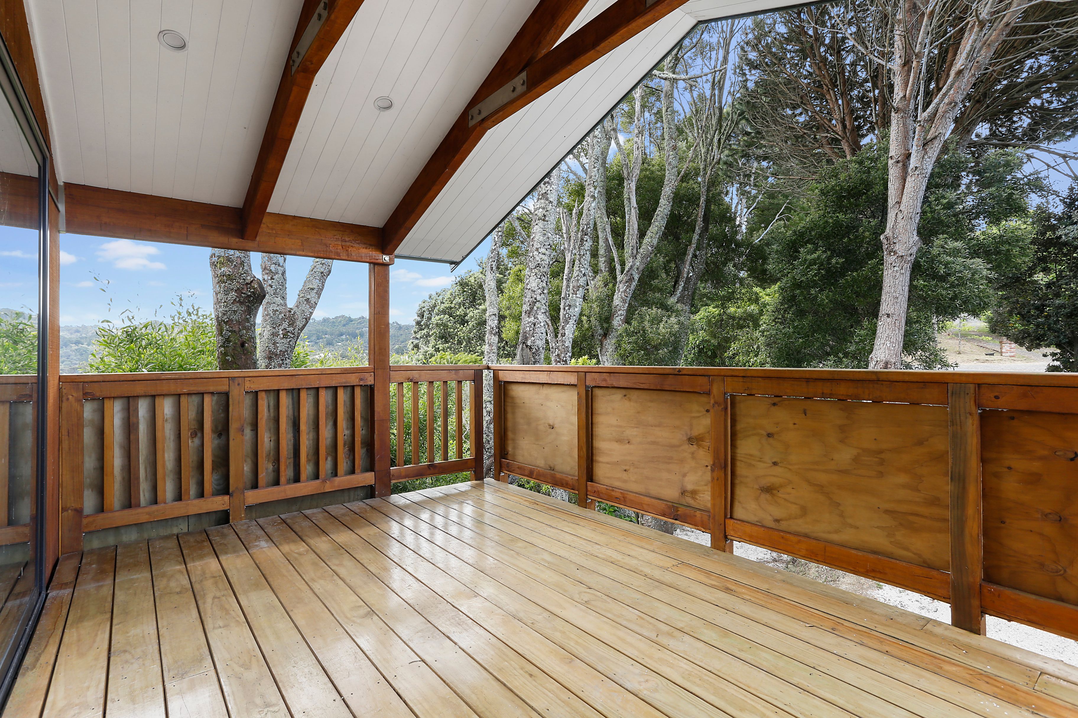 33B Landing Road, Titirangi, Waitakere City