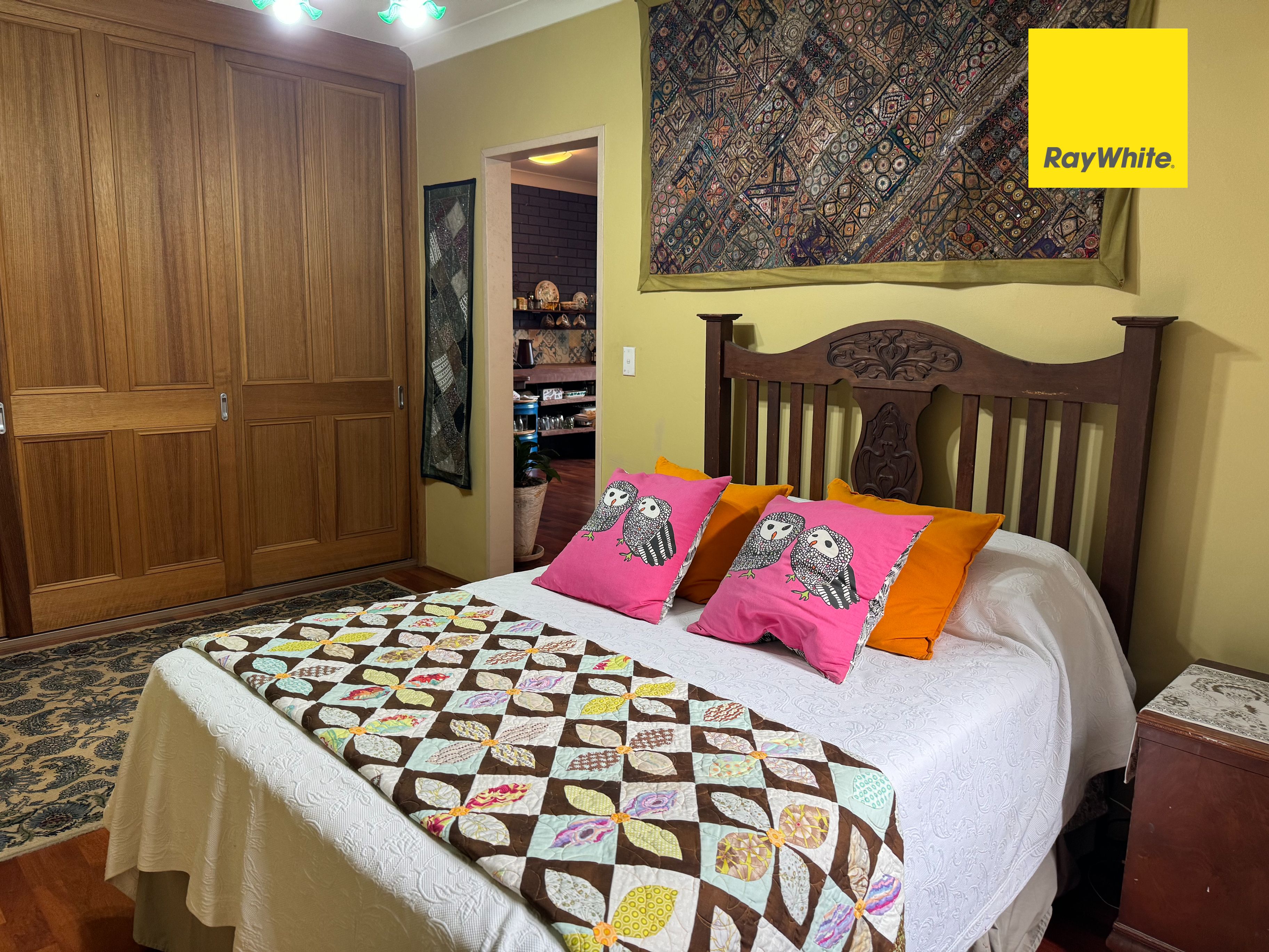 flat/69 Bournemouth Street — photo 5 of 8