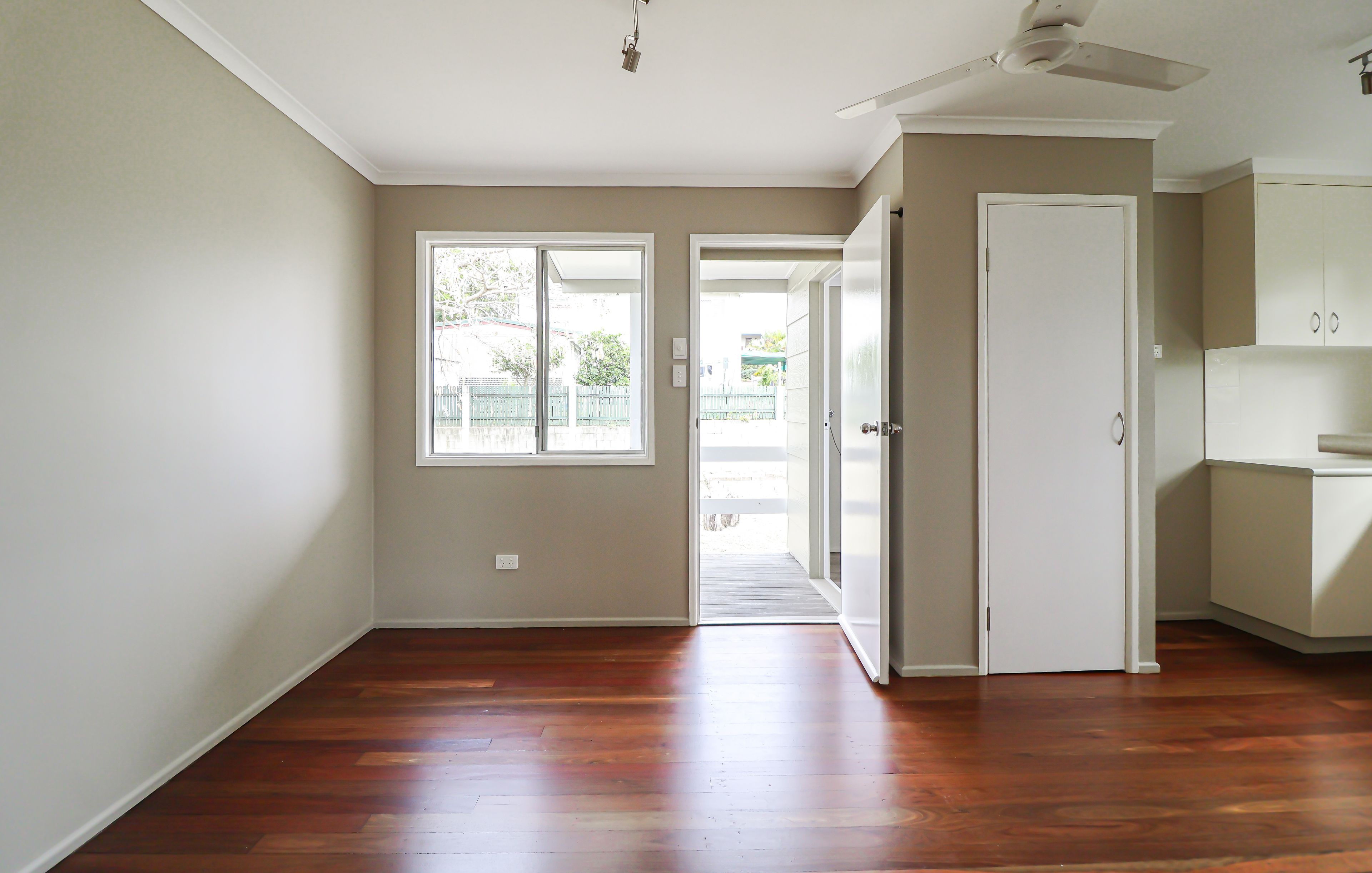 15 Penda Avenue — photo 5 of 11
