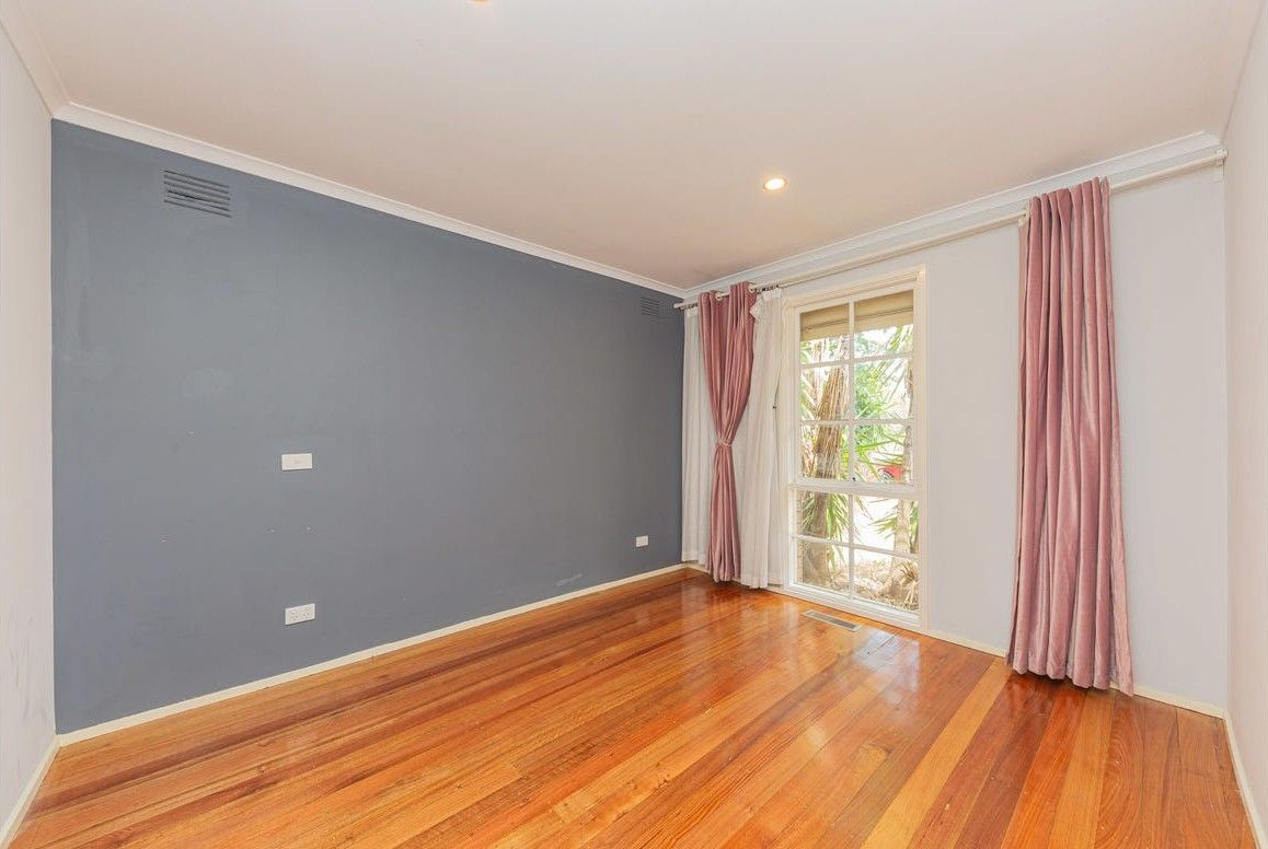 140 Jacksons Road — photo 6 of 16
