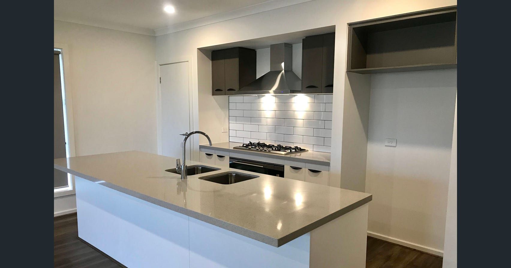 24 Healy Avenue, Sunbury, VIC 3429