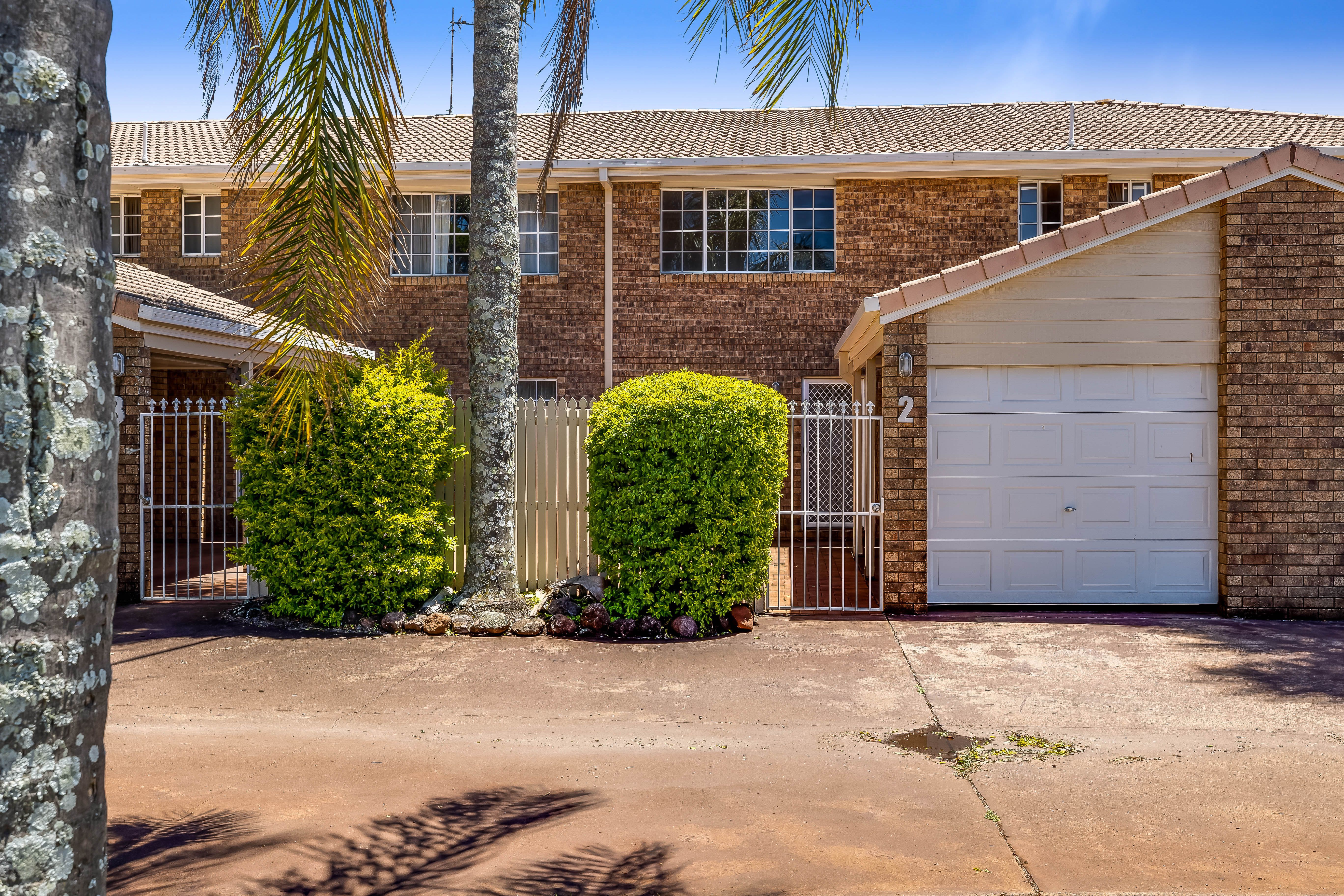 9-11 Amber Court, Darling Heights QLD 4350