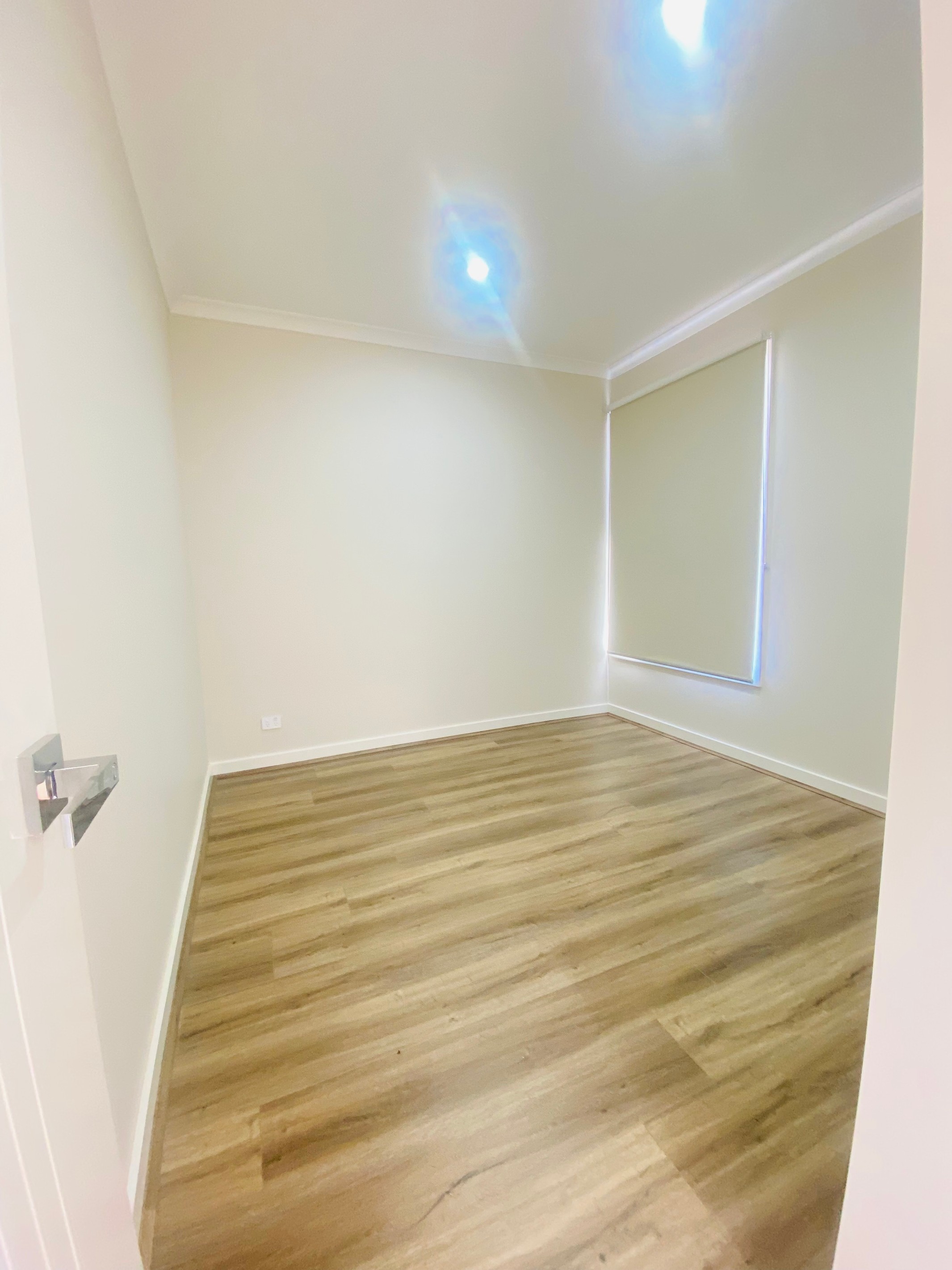 10 Gibsons Circuit, AINTREE, VIC 3336
