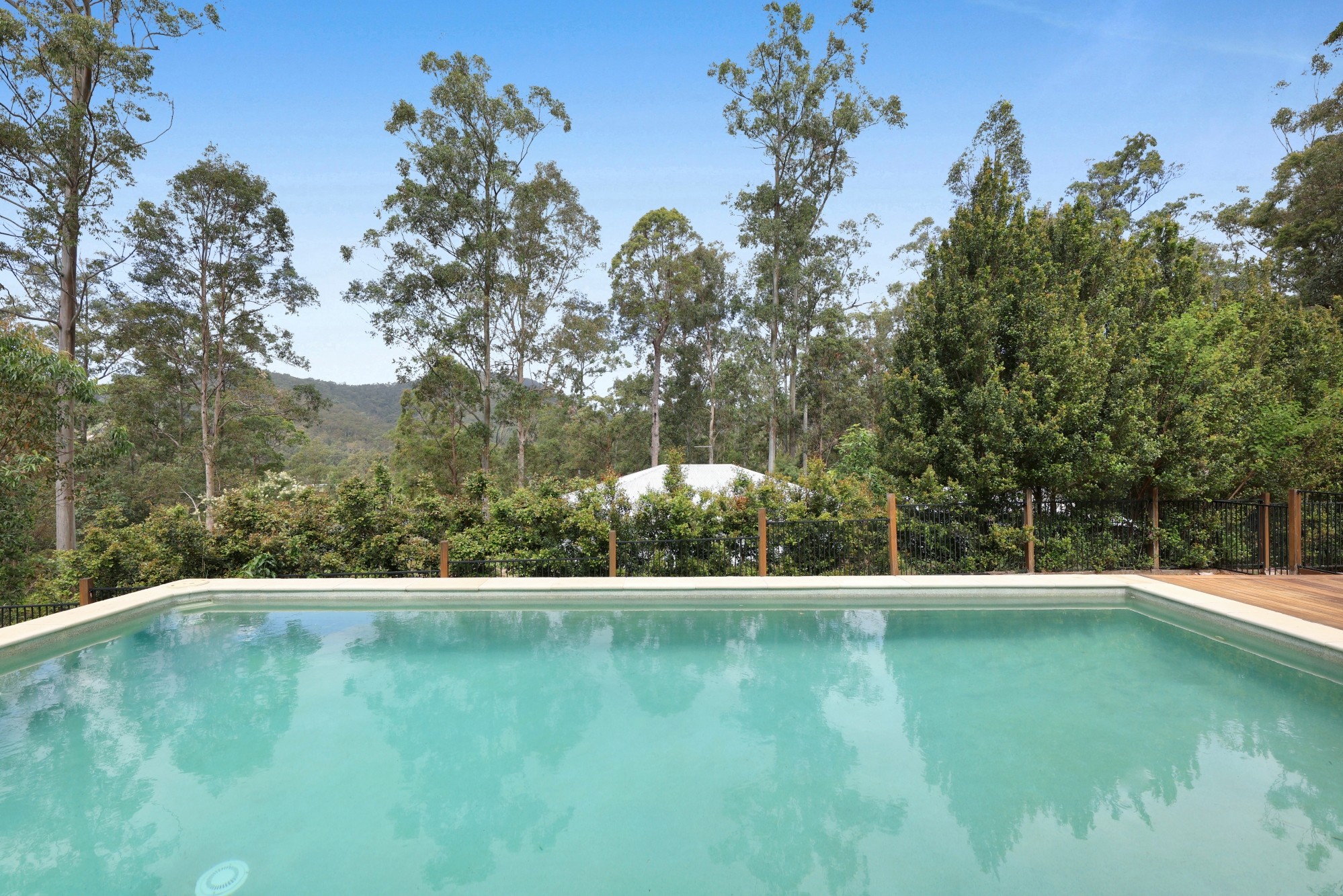 48 Friarbird Crescent, Bonogin, QLD 4213