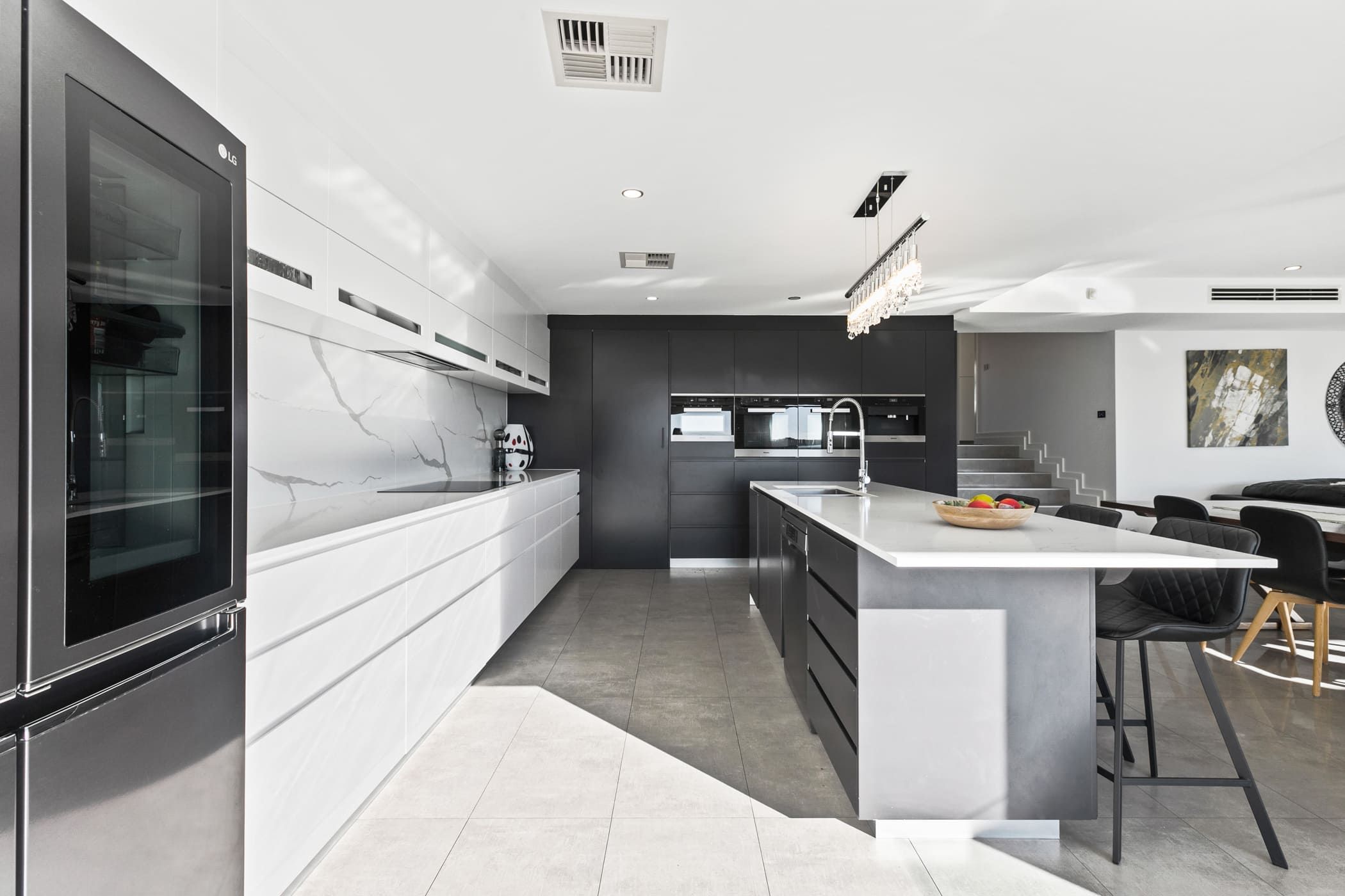 8 Sellbach Street — photo 13 of 30