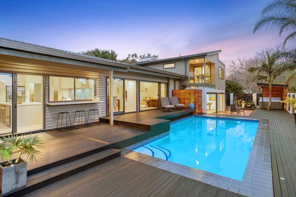 5 Beaconview Rise, Farm Cove, Manukau City